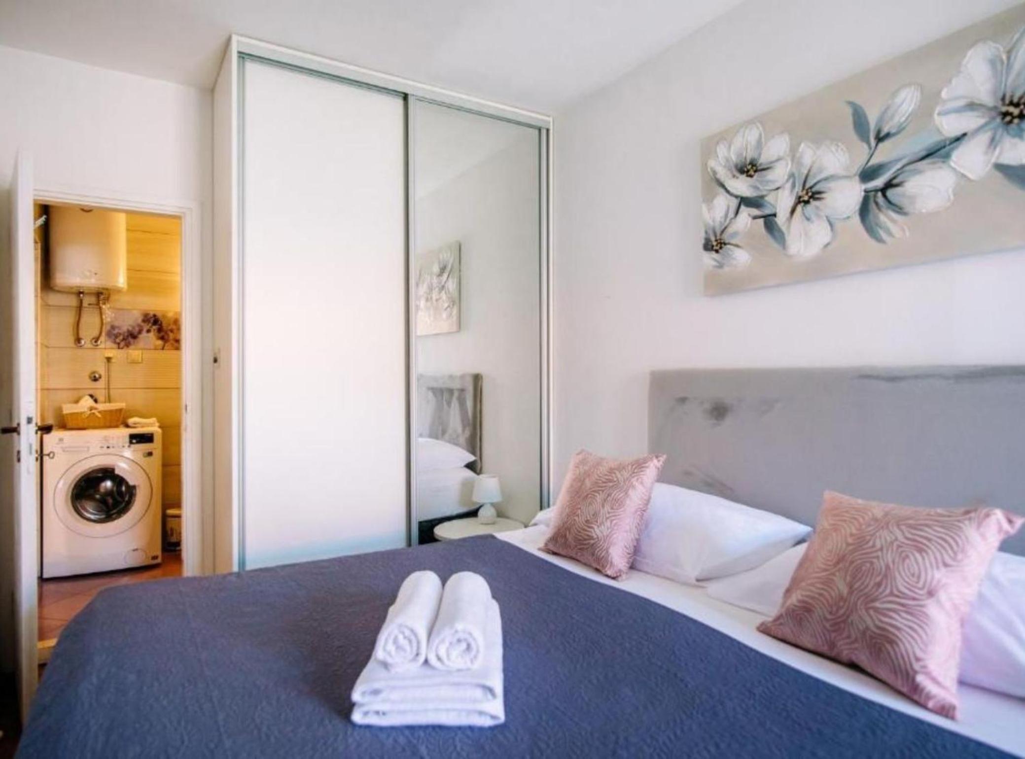 One Bedroom Apartment with Terrace