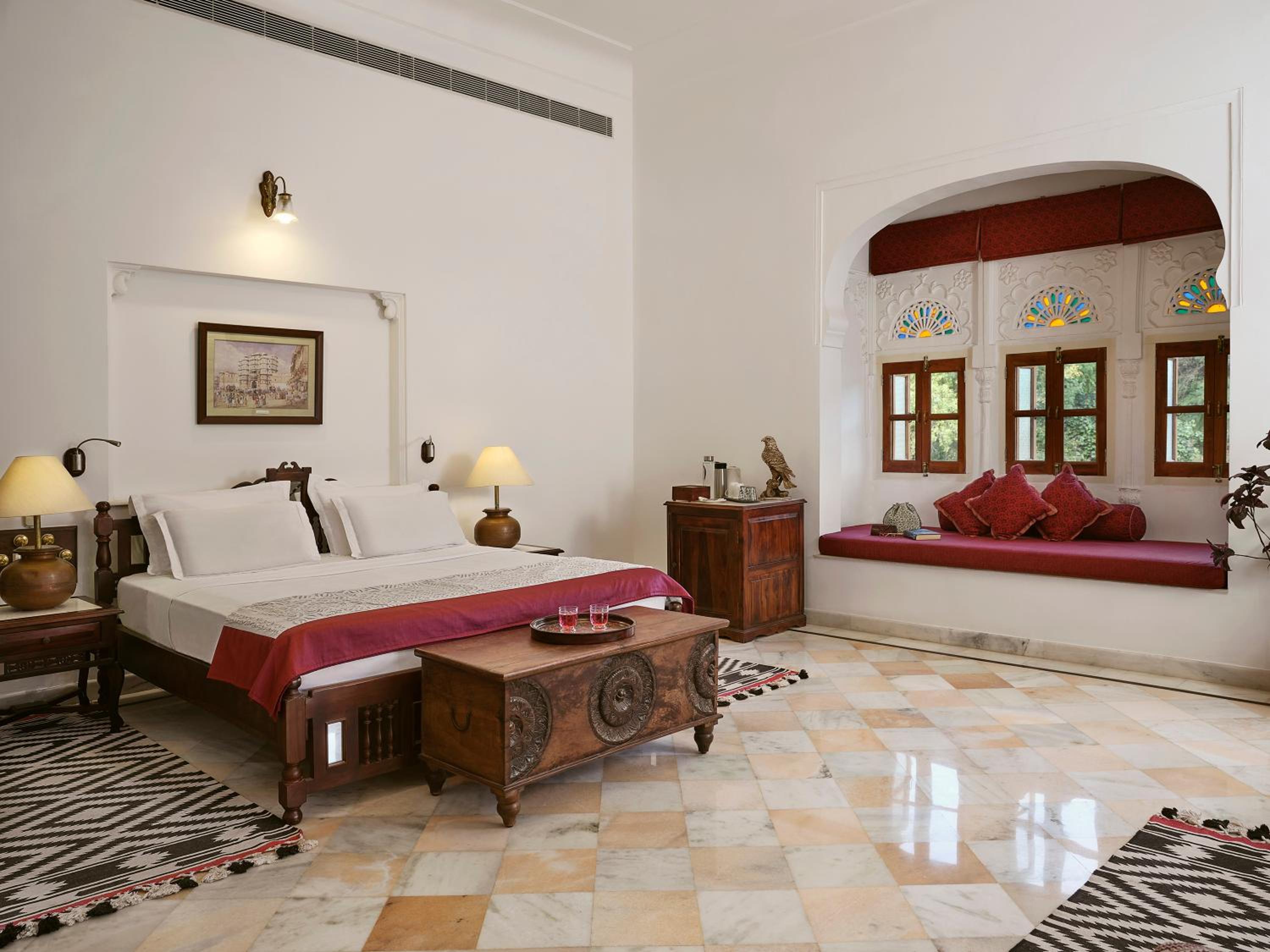 Deluxe Suite