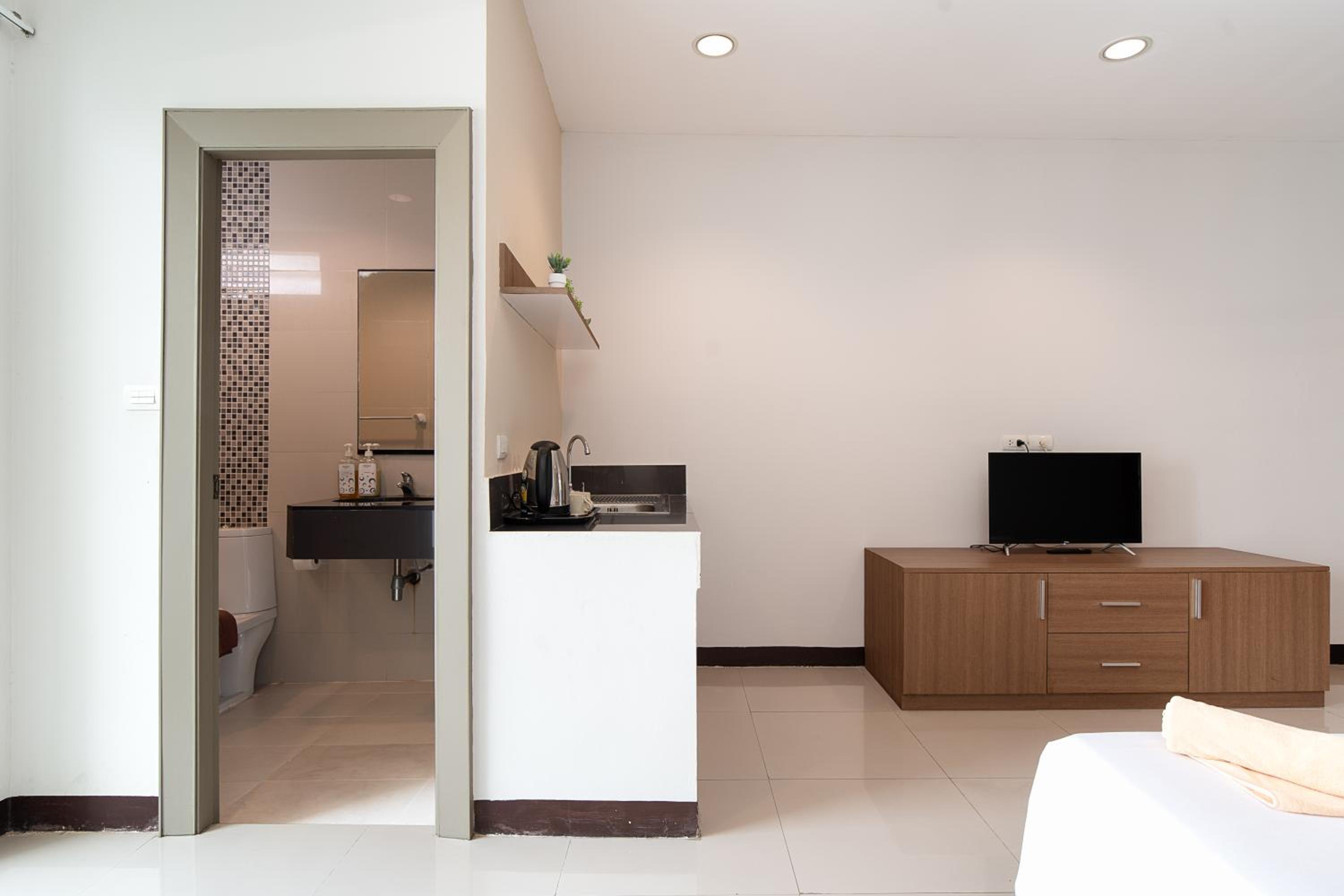 Superior Double Room - Photo 3