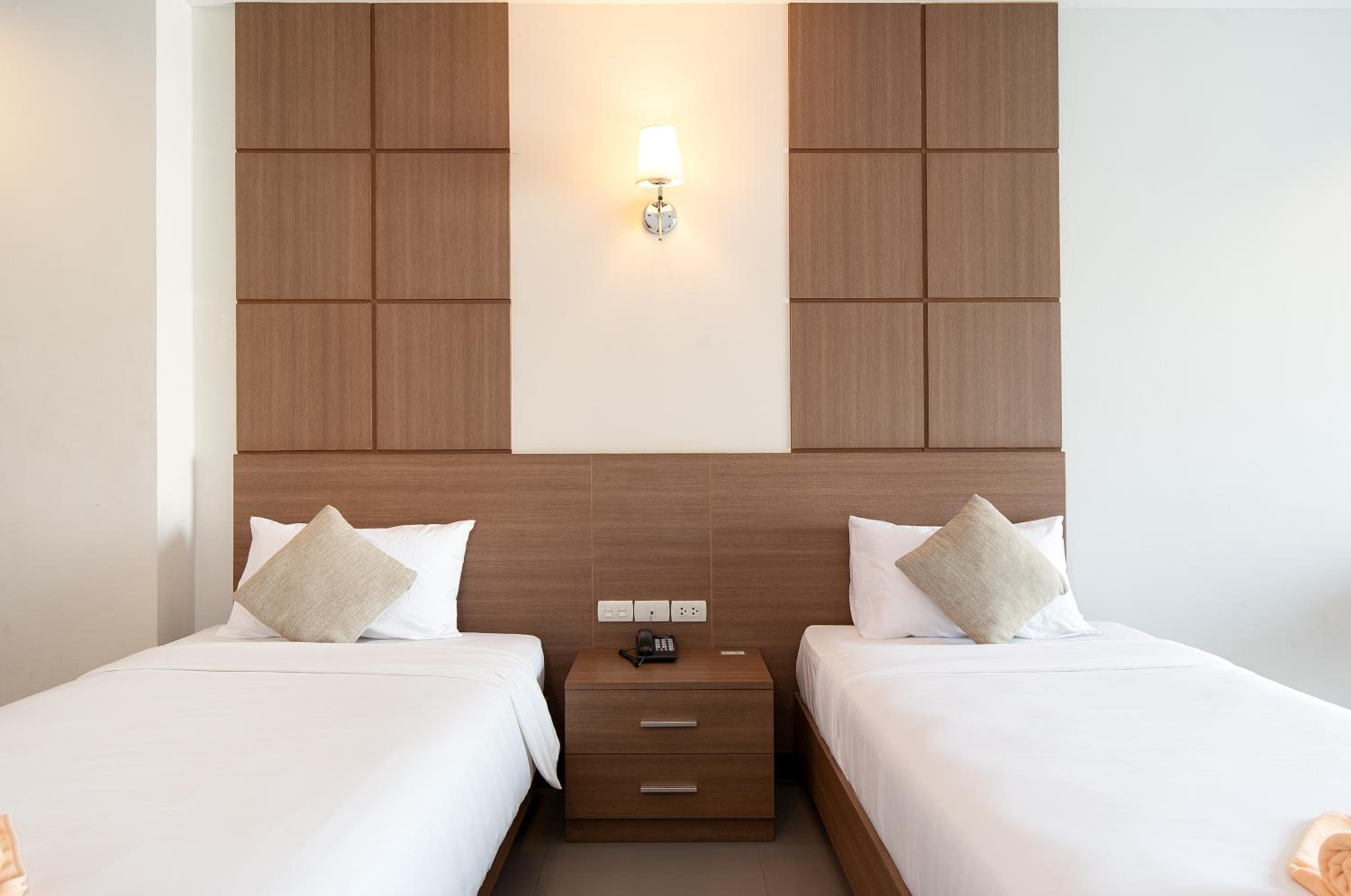 Superior Twin Room - Photo 6