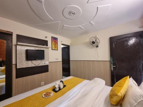 Deluxe Family Suite photo 1