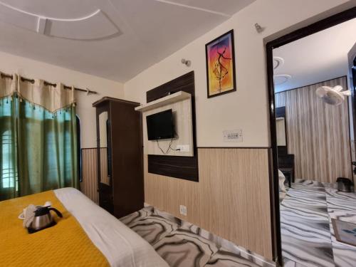 Deluxe Family Suite photo 2