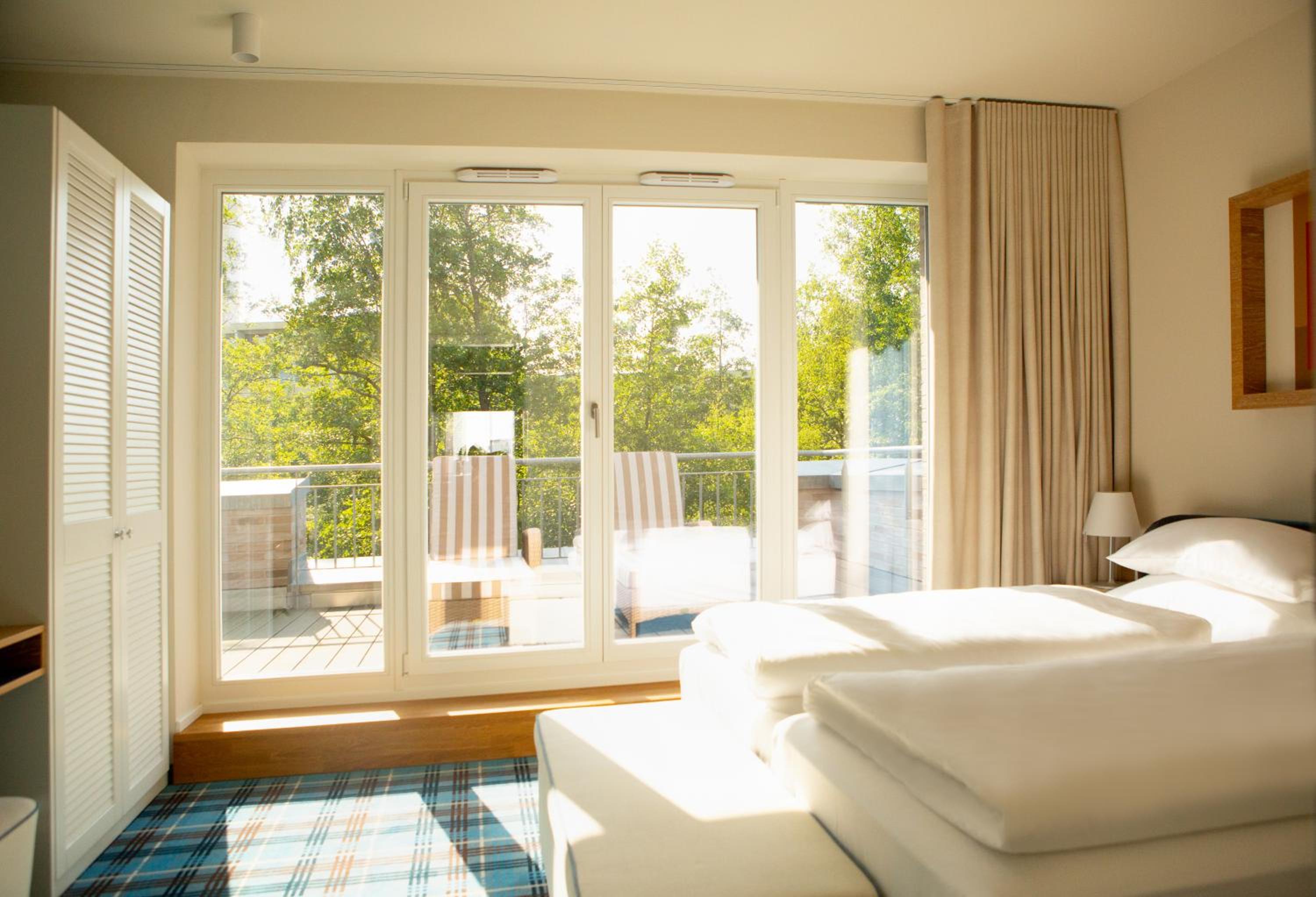 Two-Bedroom House - Photo 20