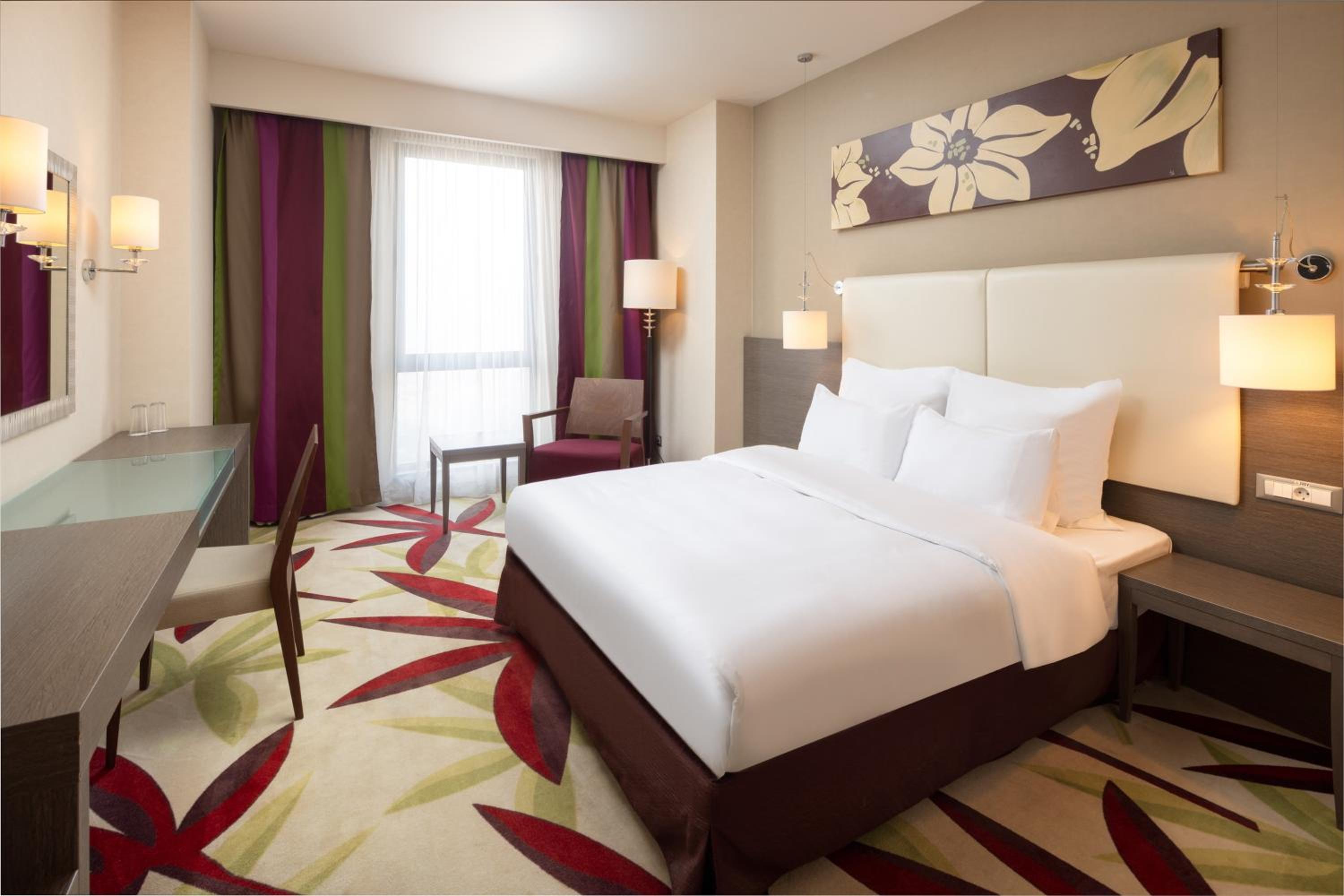 Standard Queen Room - Photo 3