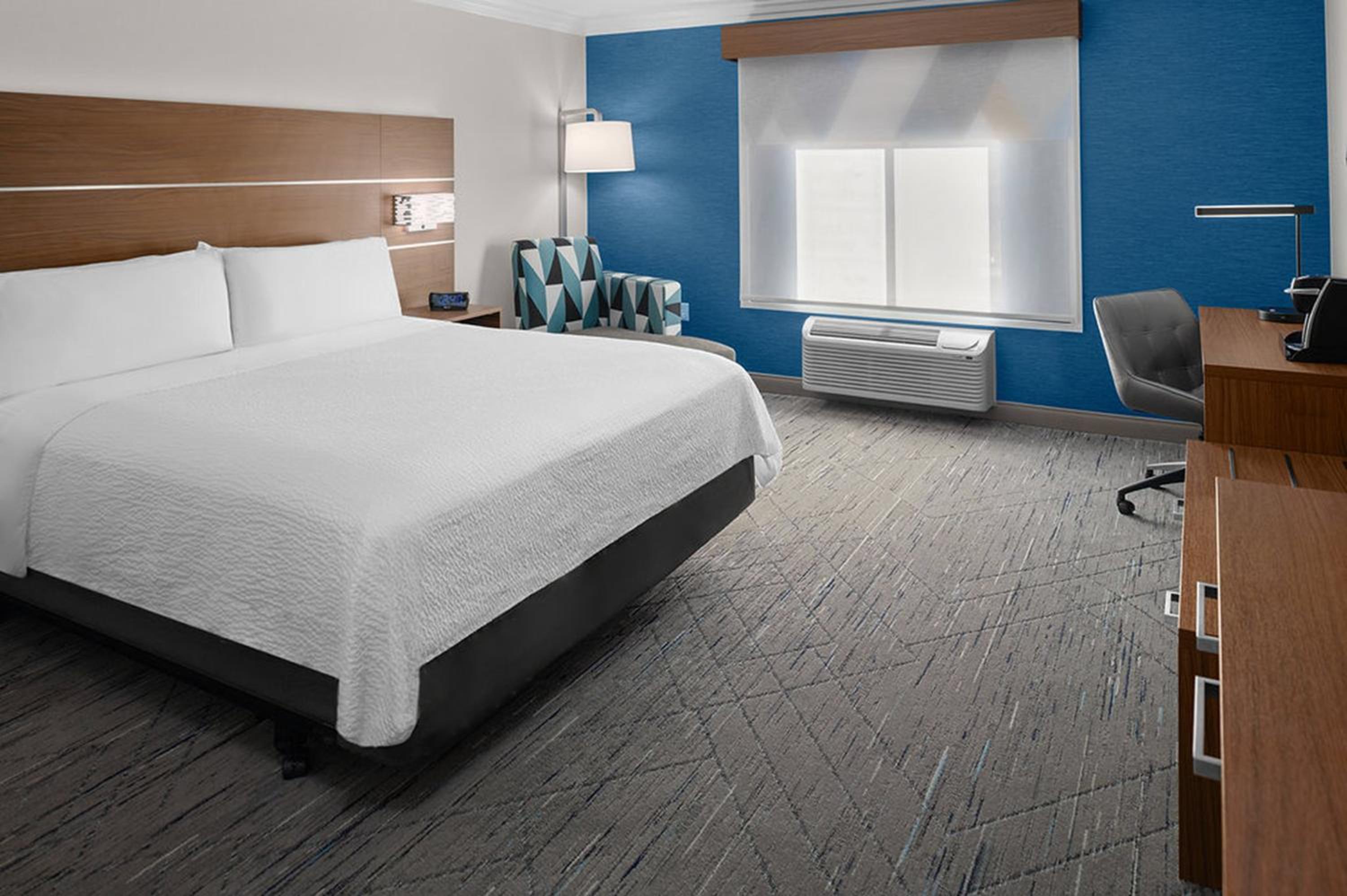 Standard King Room - Photo 1