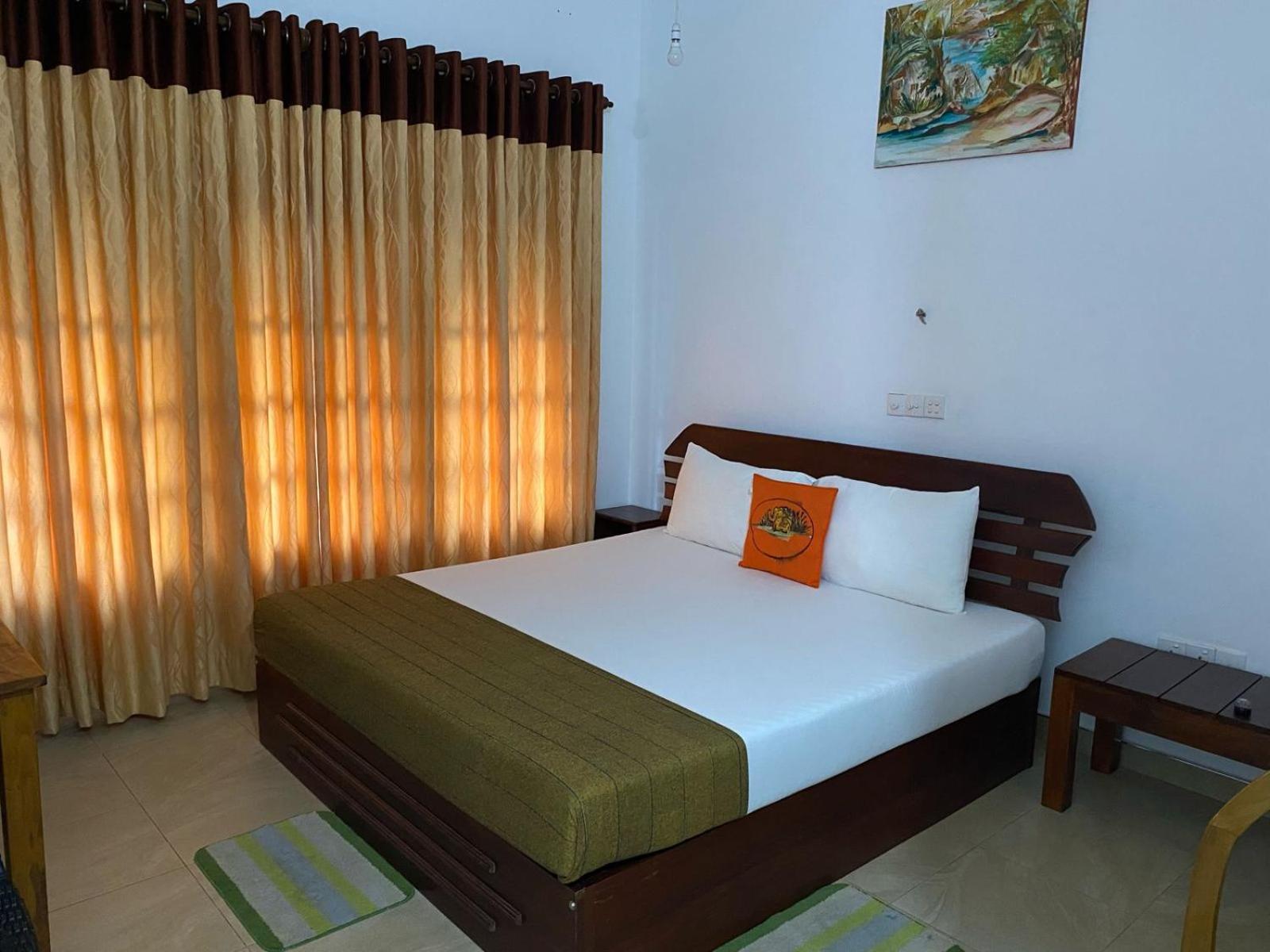 Deluxe Single Room with Balcony photo 1