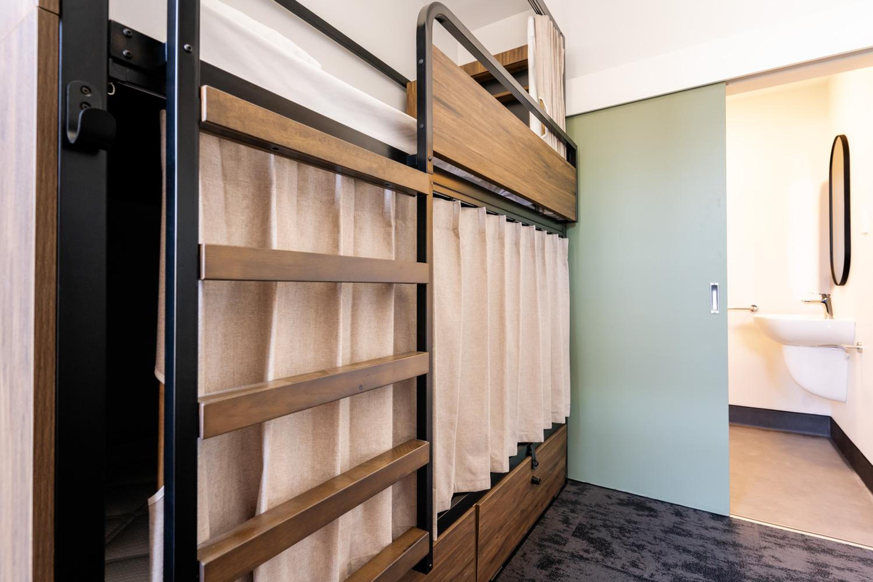 Bed in 4-Bed Female Dormitory Room with Ensuite photo 3
