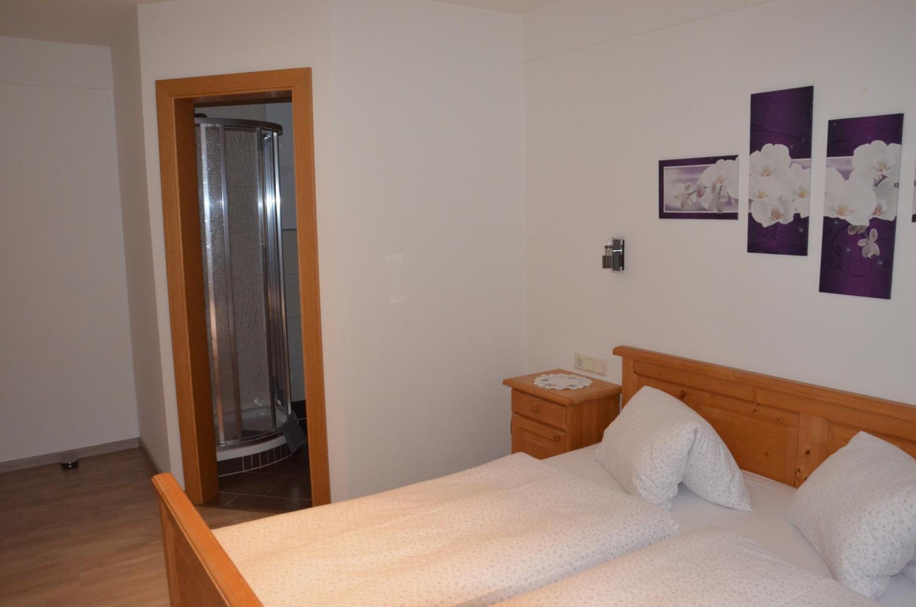 Standard Double Room photo 2