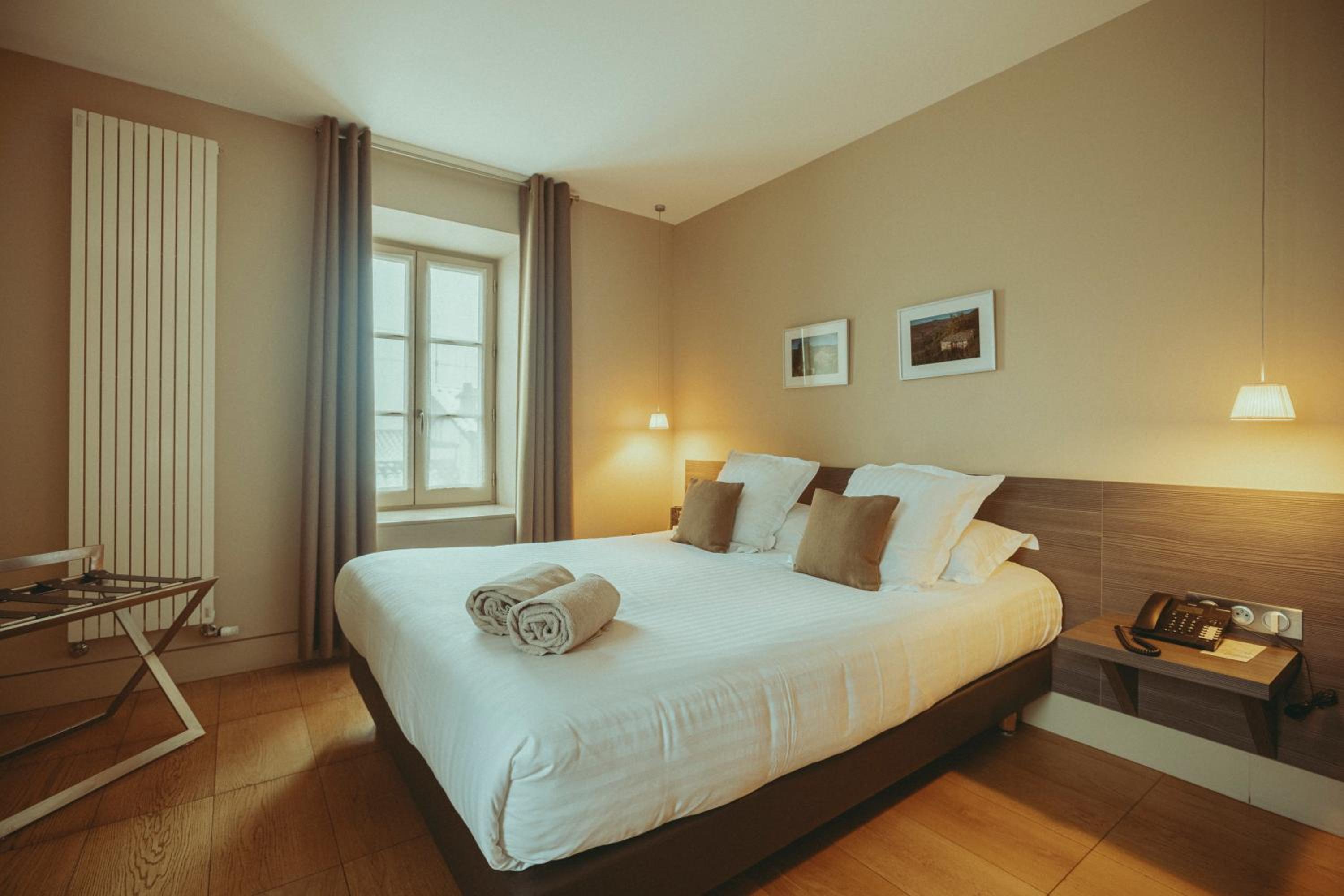 Deluxe Double Room photo 3