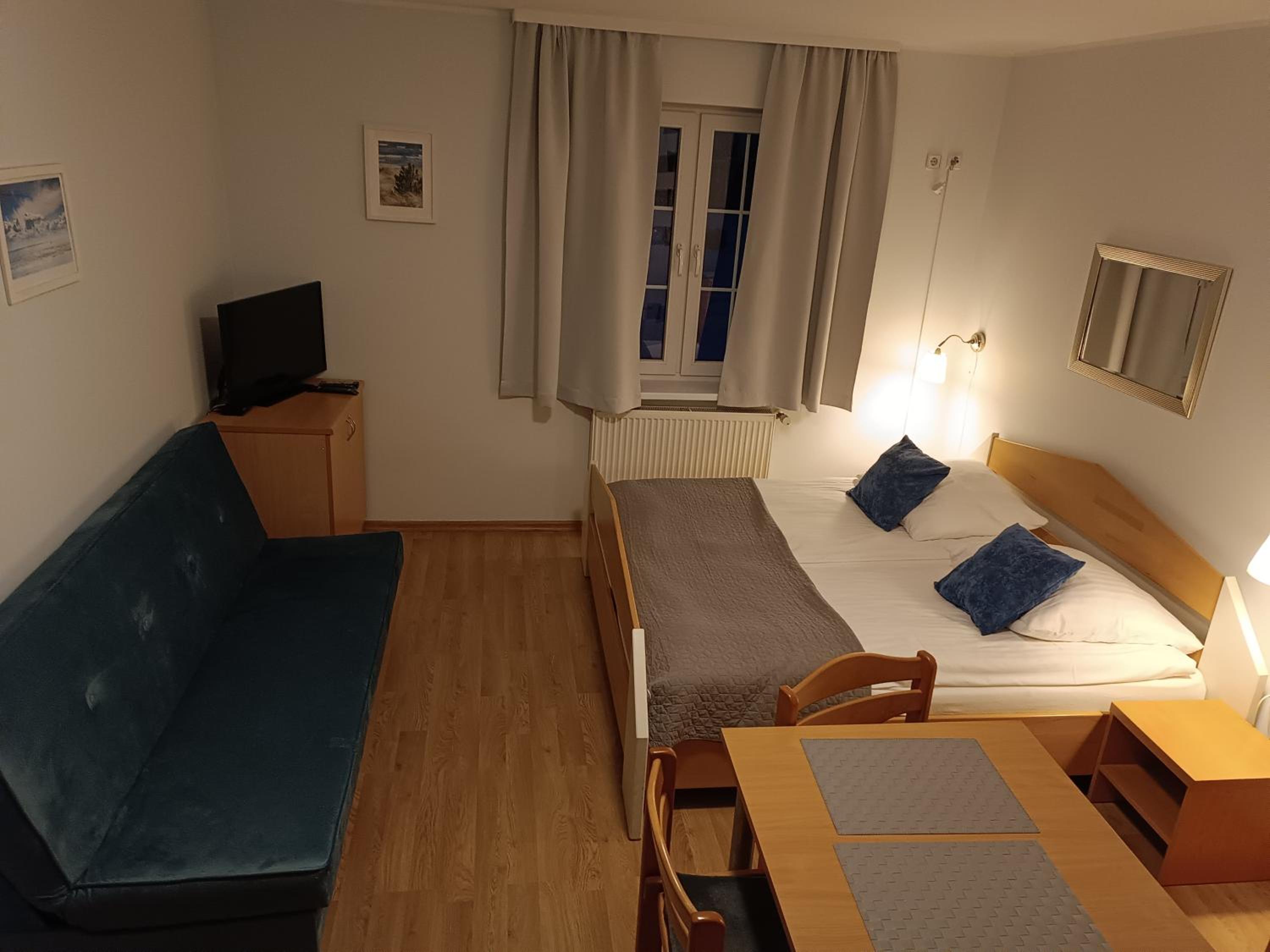 Triple Room with Terrace photo 1