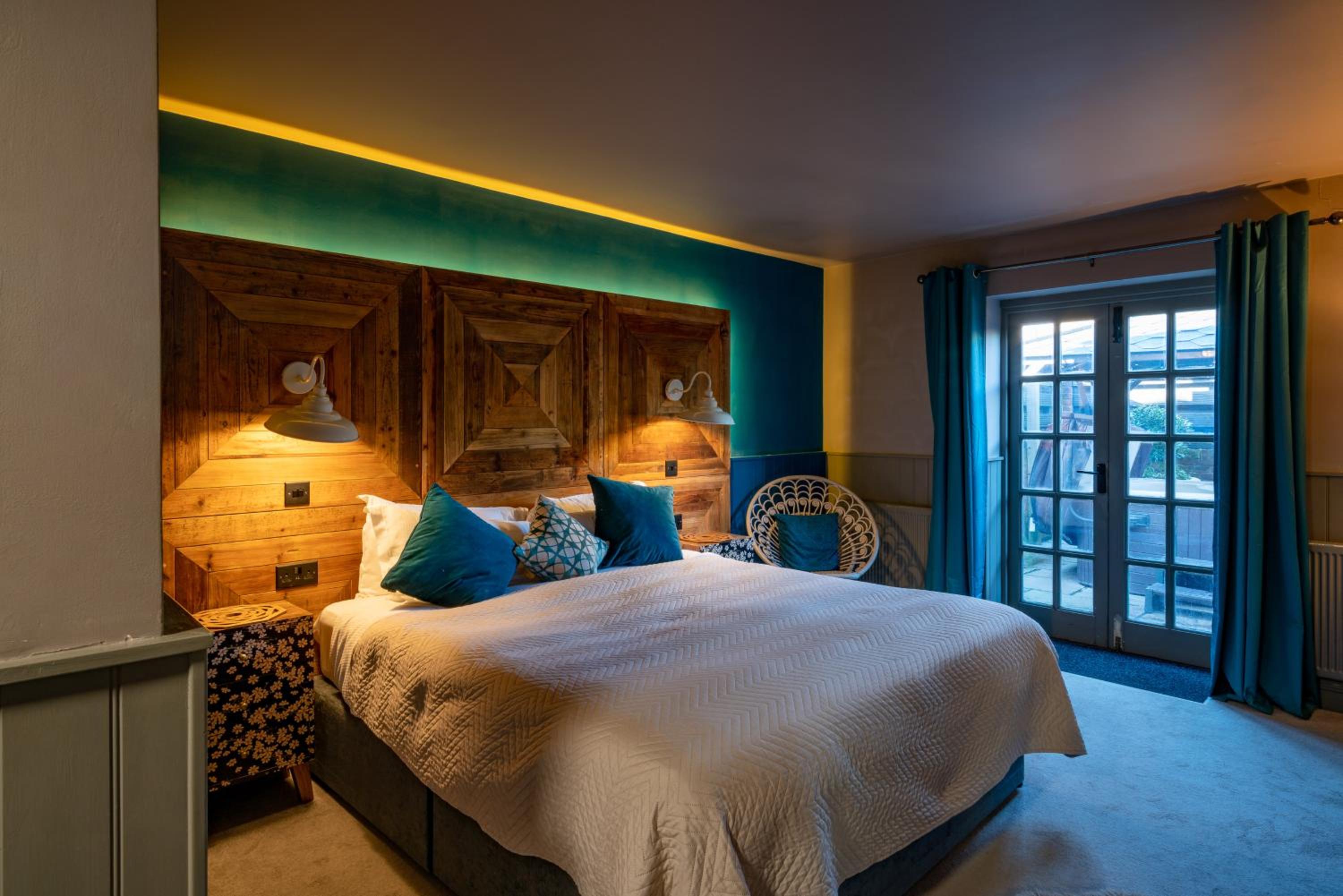 Superior Double Room - Photo 3