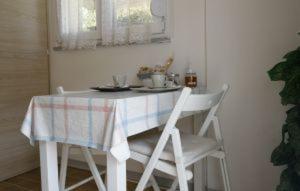 Double Room with Private Bathroom - Photo 11