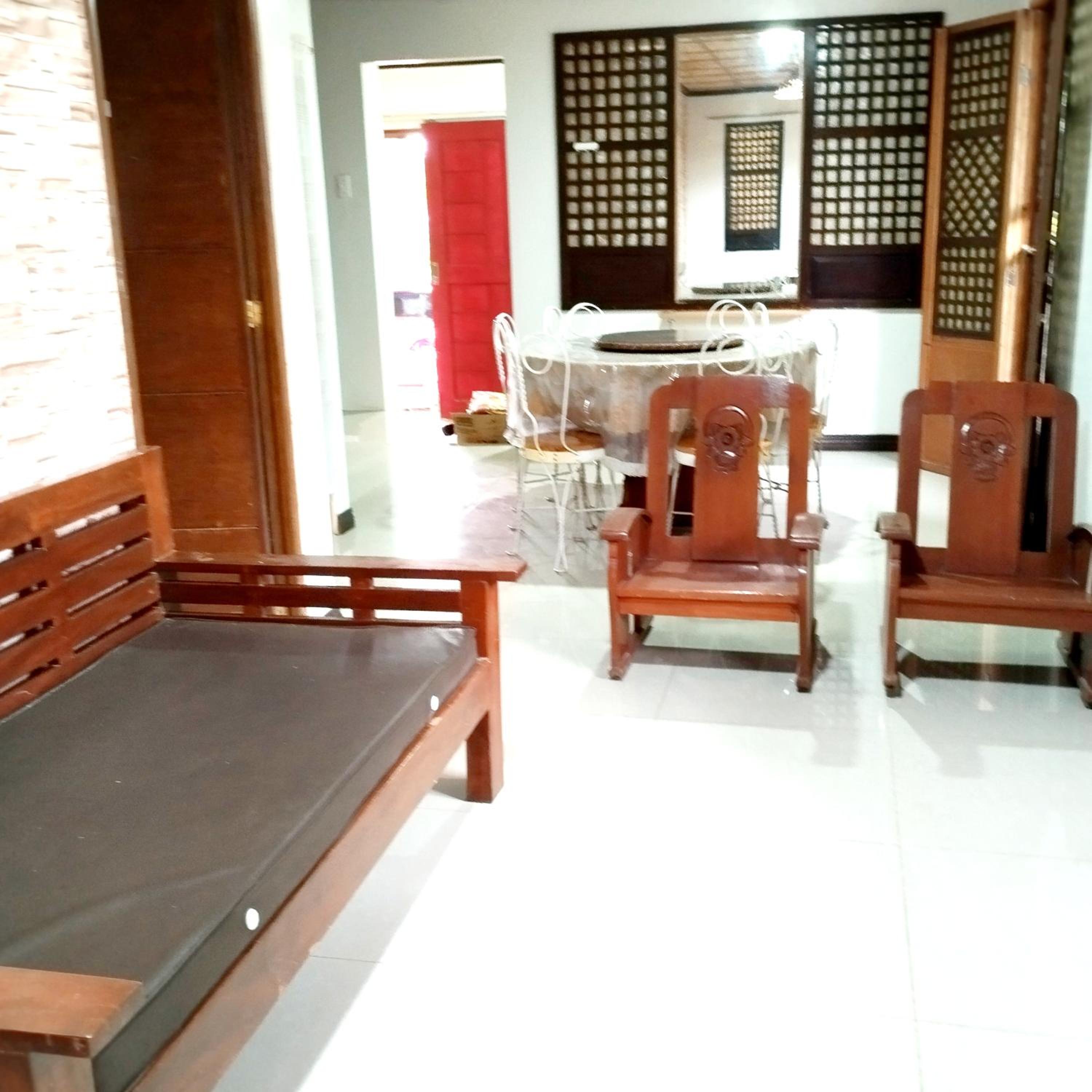 One-Bedroom House photo 1
