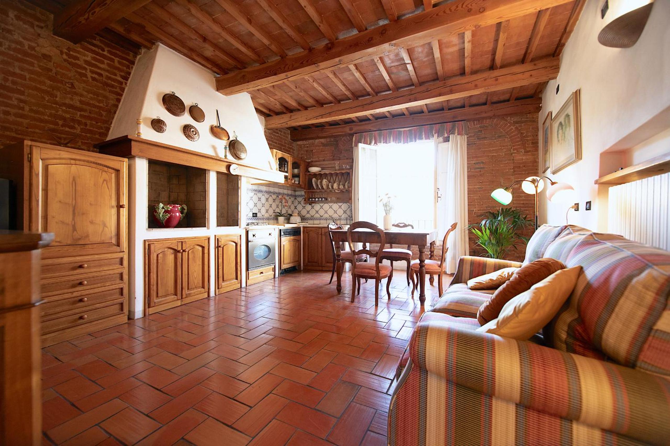 Deluxe Apartment