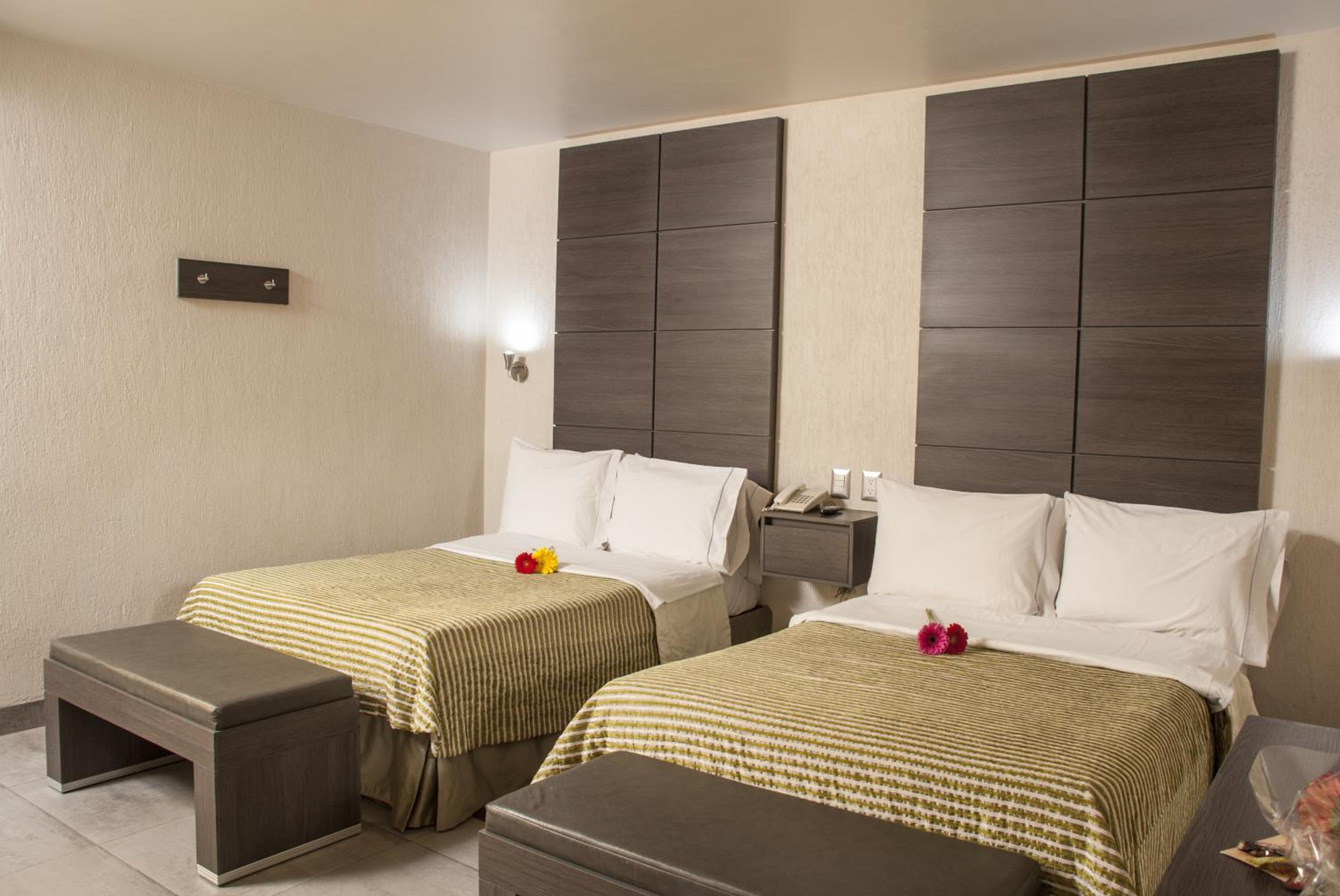 Double Room - Photo 11