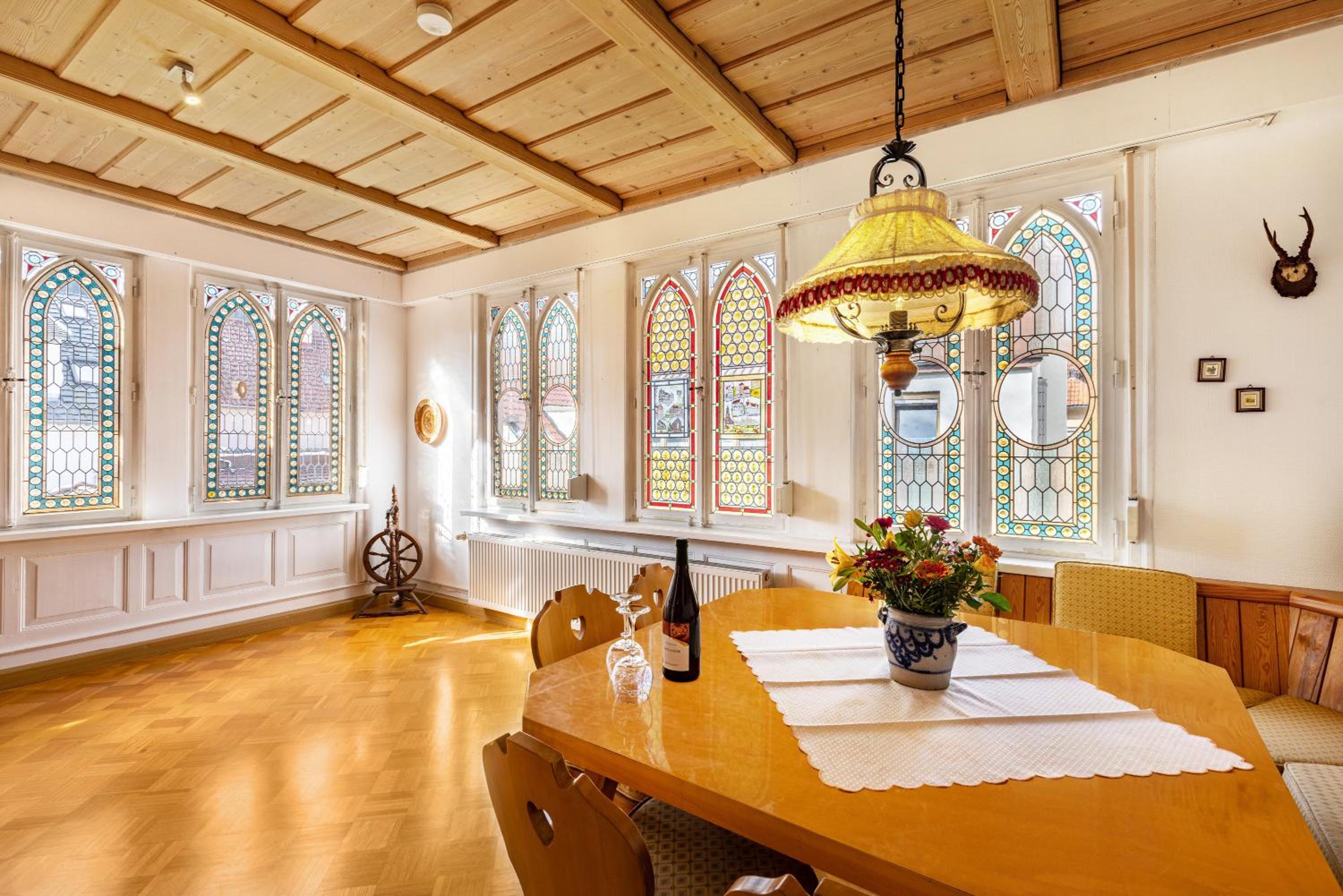 Three-Bedroom Apartment with Mountain View photo 3