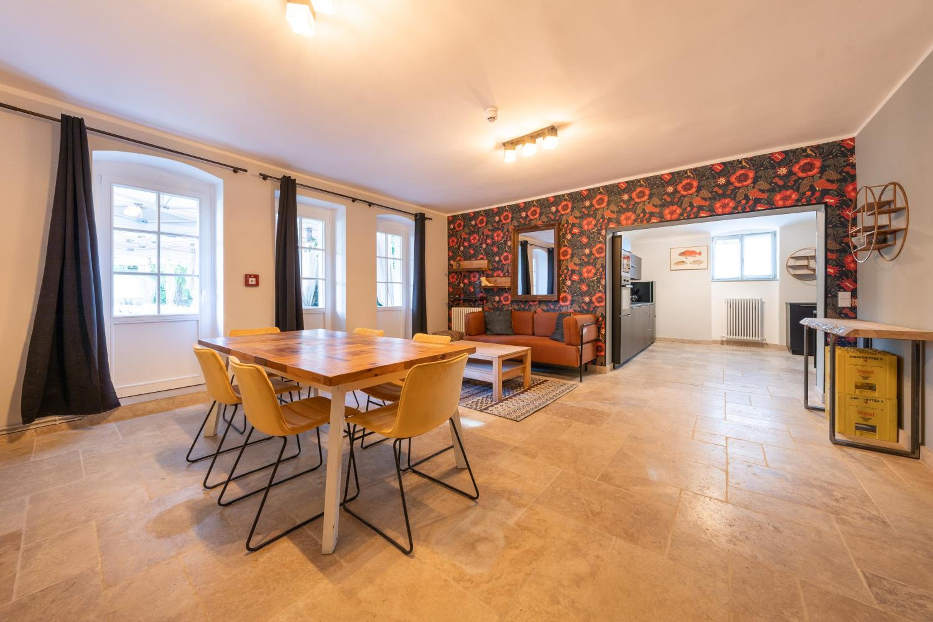 Apartment with Garden View - Photo 9
