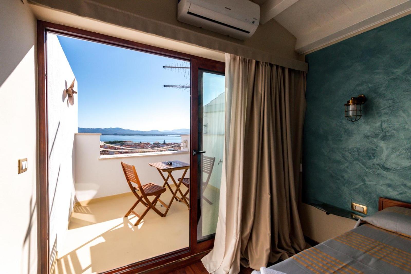 Double Room with Terrace photo 3