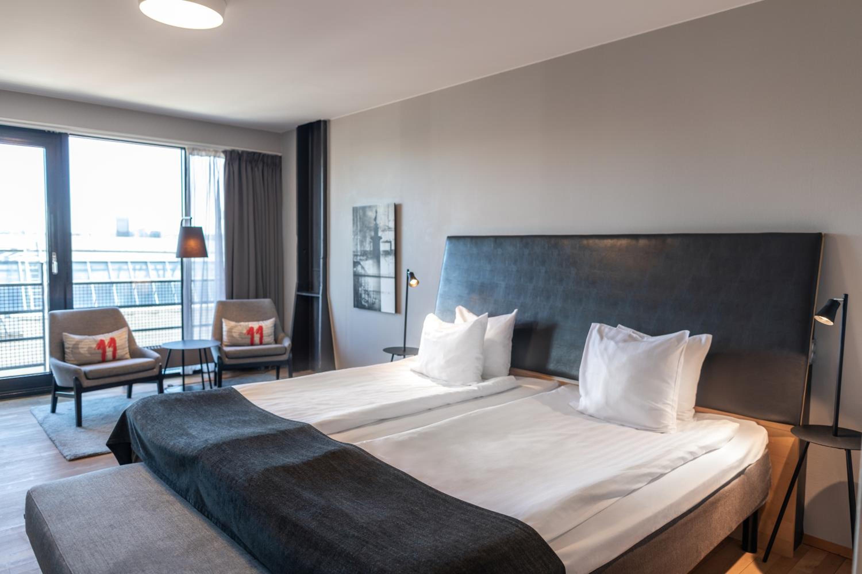 Standard Double or Twin Room - Photo 5