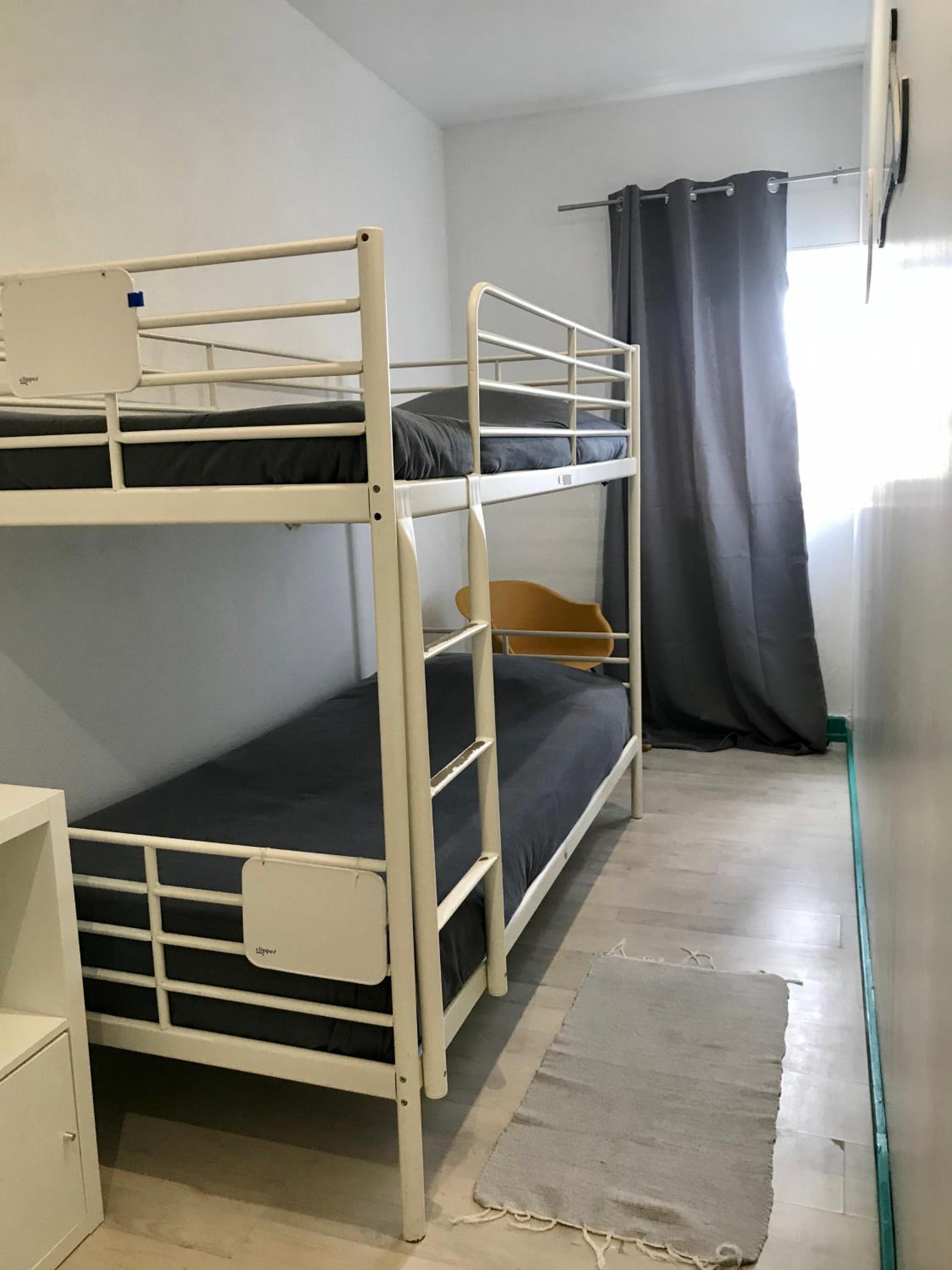 Twin Room with Shared Toilet photo 1
