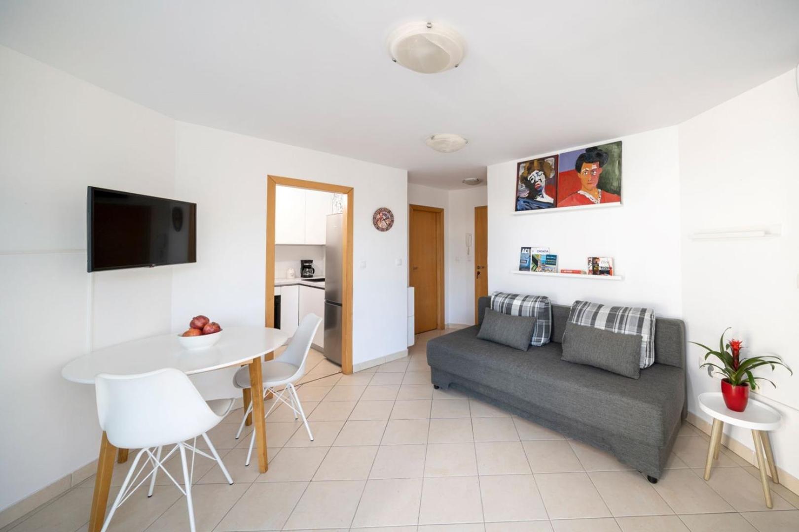 Apartment with Sea View