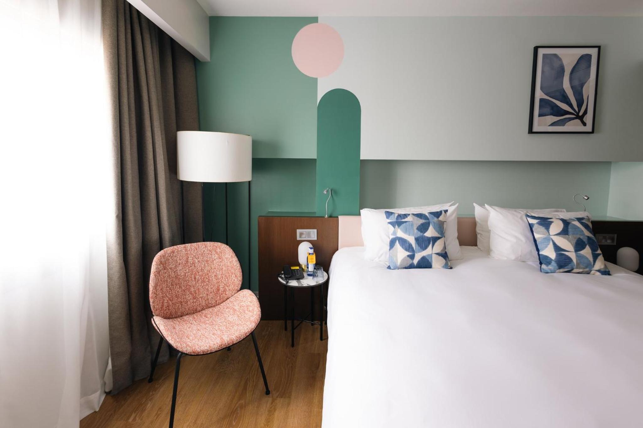 Standard Queen Room - Photo 3
