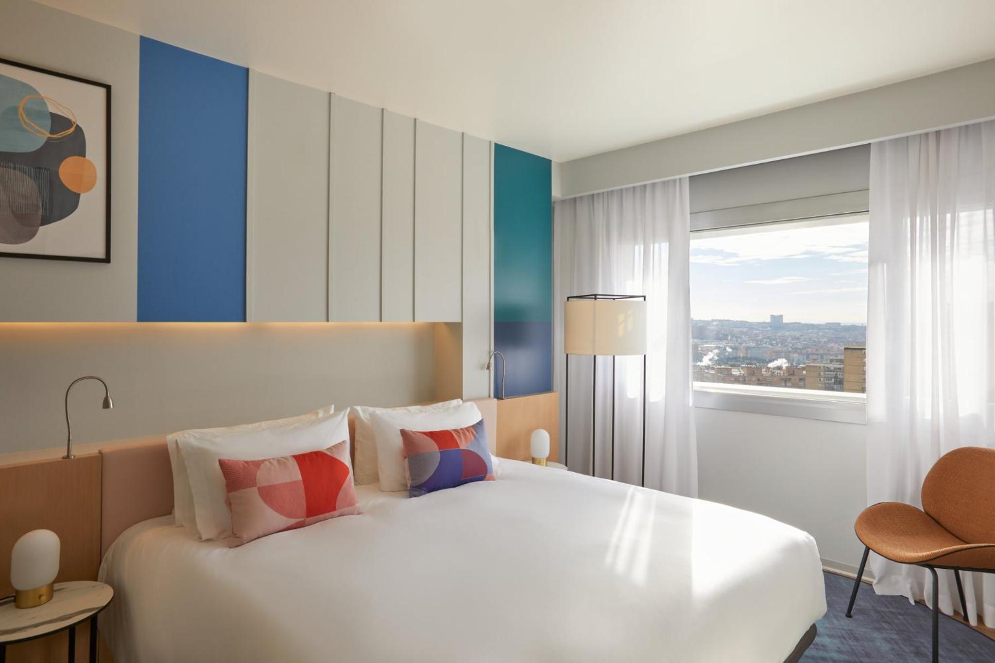 Madrid Suite - Photo 4