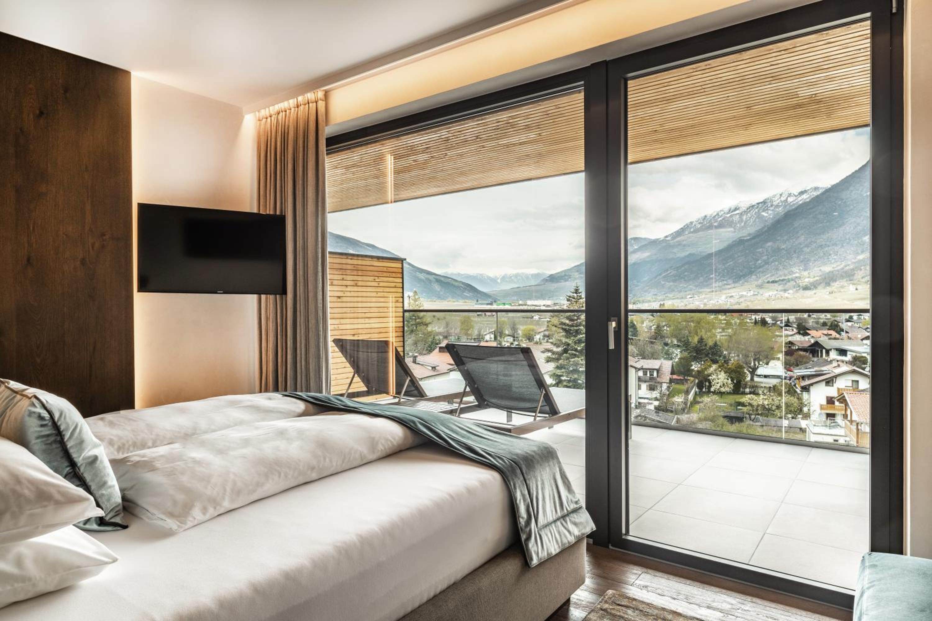 King Room with Mountain View - Photo 1