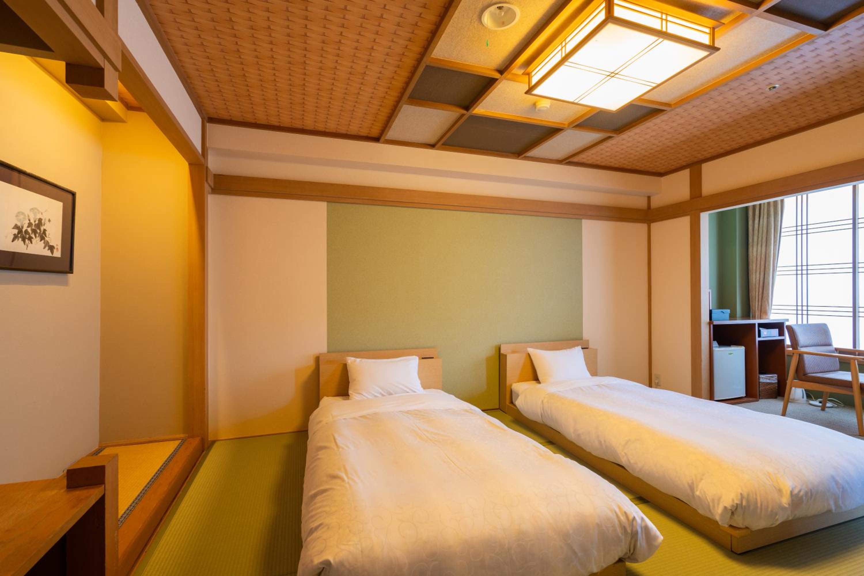 Japanese Twin Room - Non-Smoking photo 3