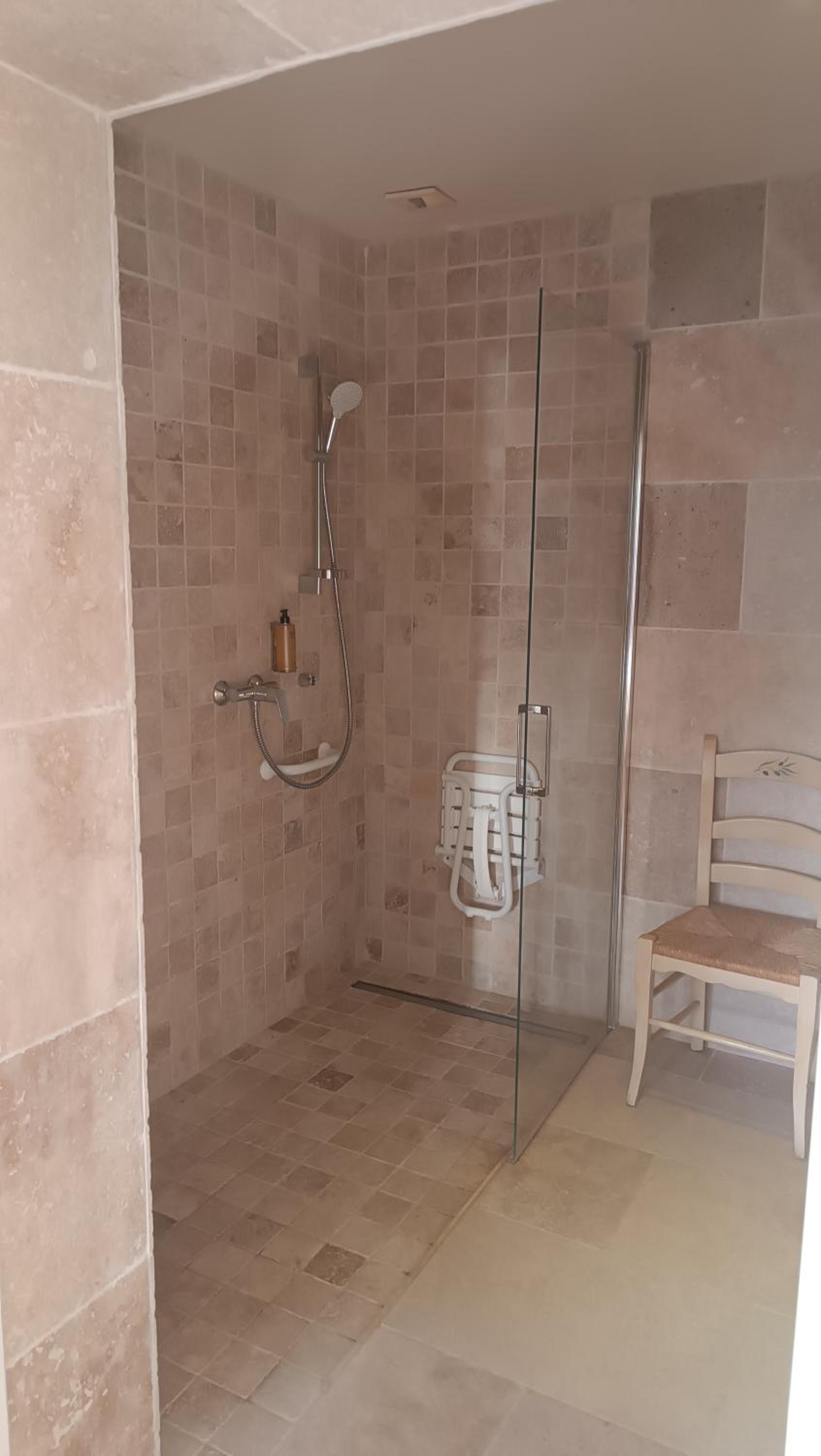 Double Room - Disability Access - Photo 5