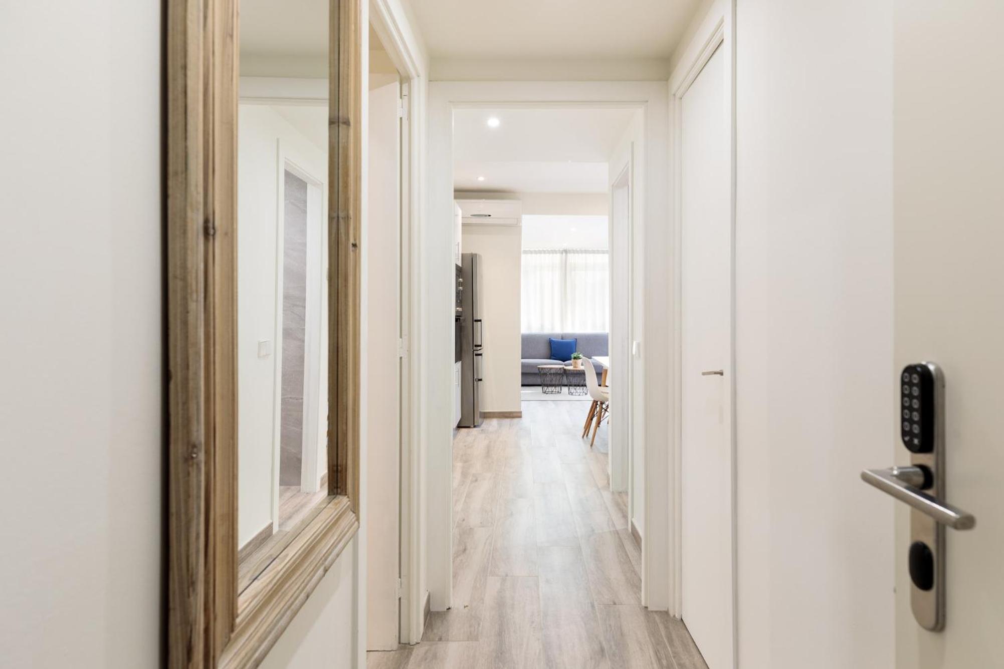 Apartamento de Dos Habitaciones con Terraza