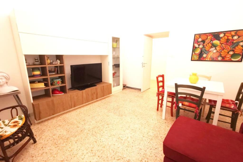 Two-Bedroom Apartment photo 3