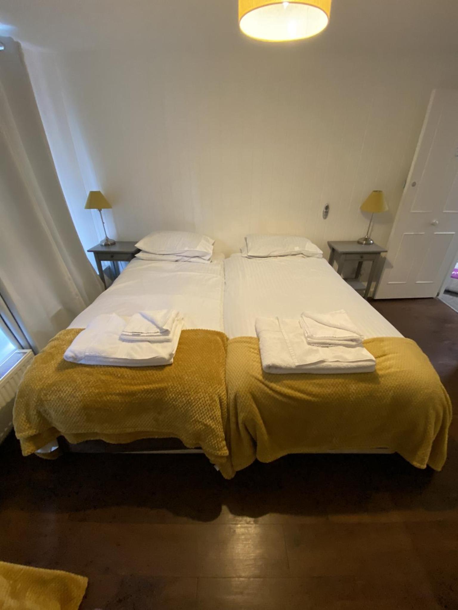 Standard Twin Room photo 2