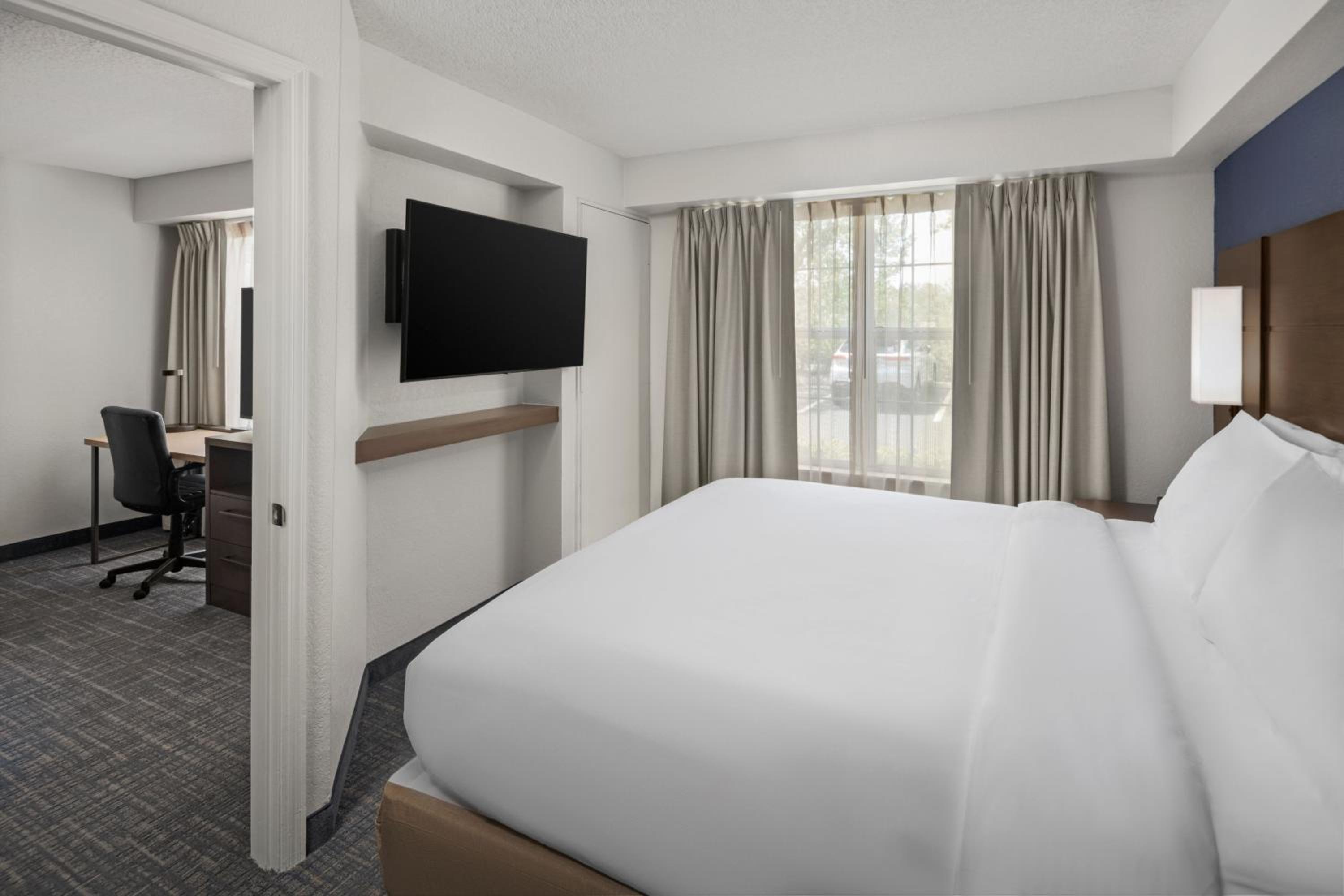 One Bedroom King Suite