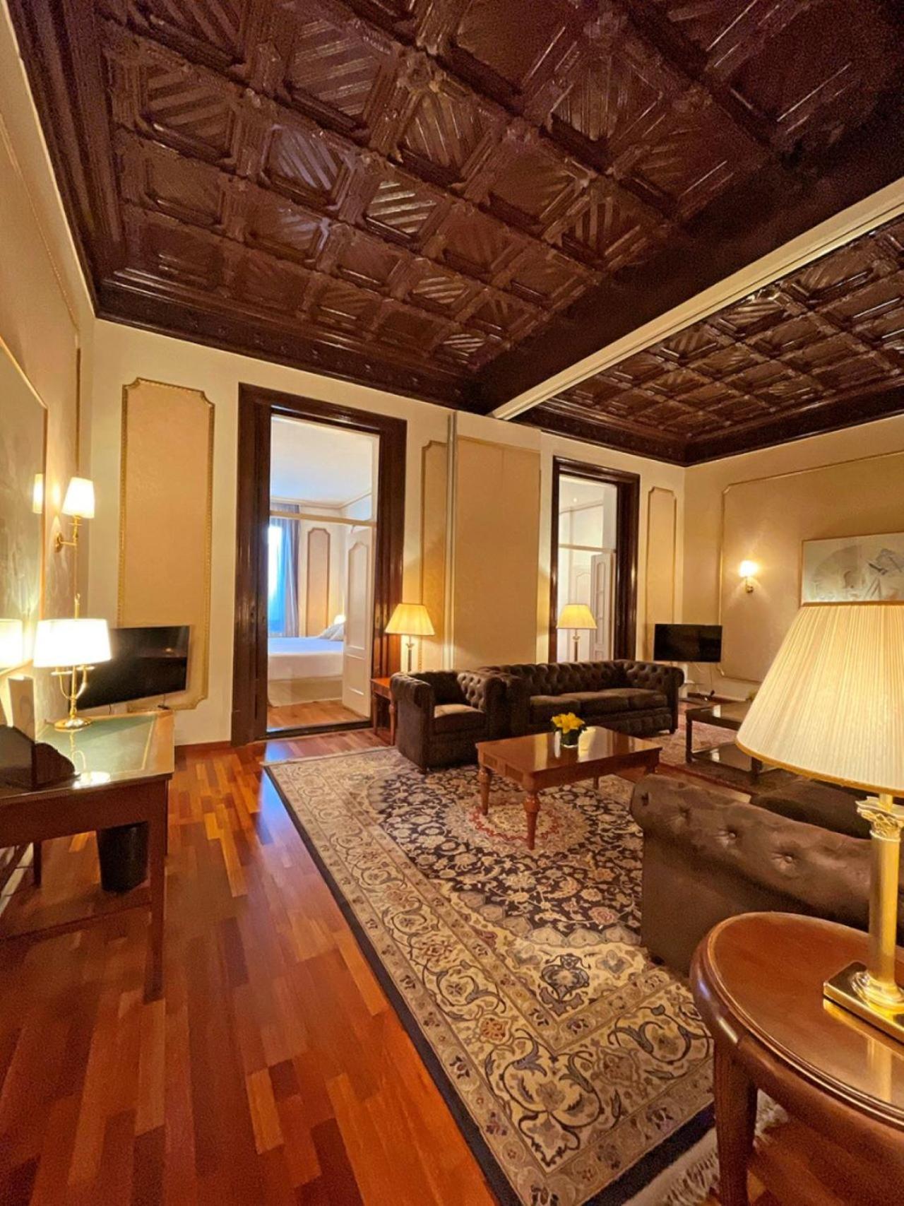 Two-Bedroom Suite photo 1