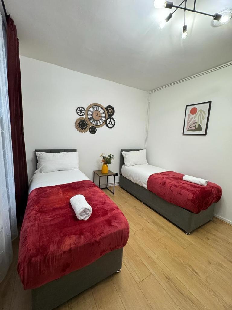 Classic Apartment photo 1