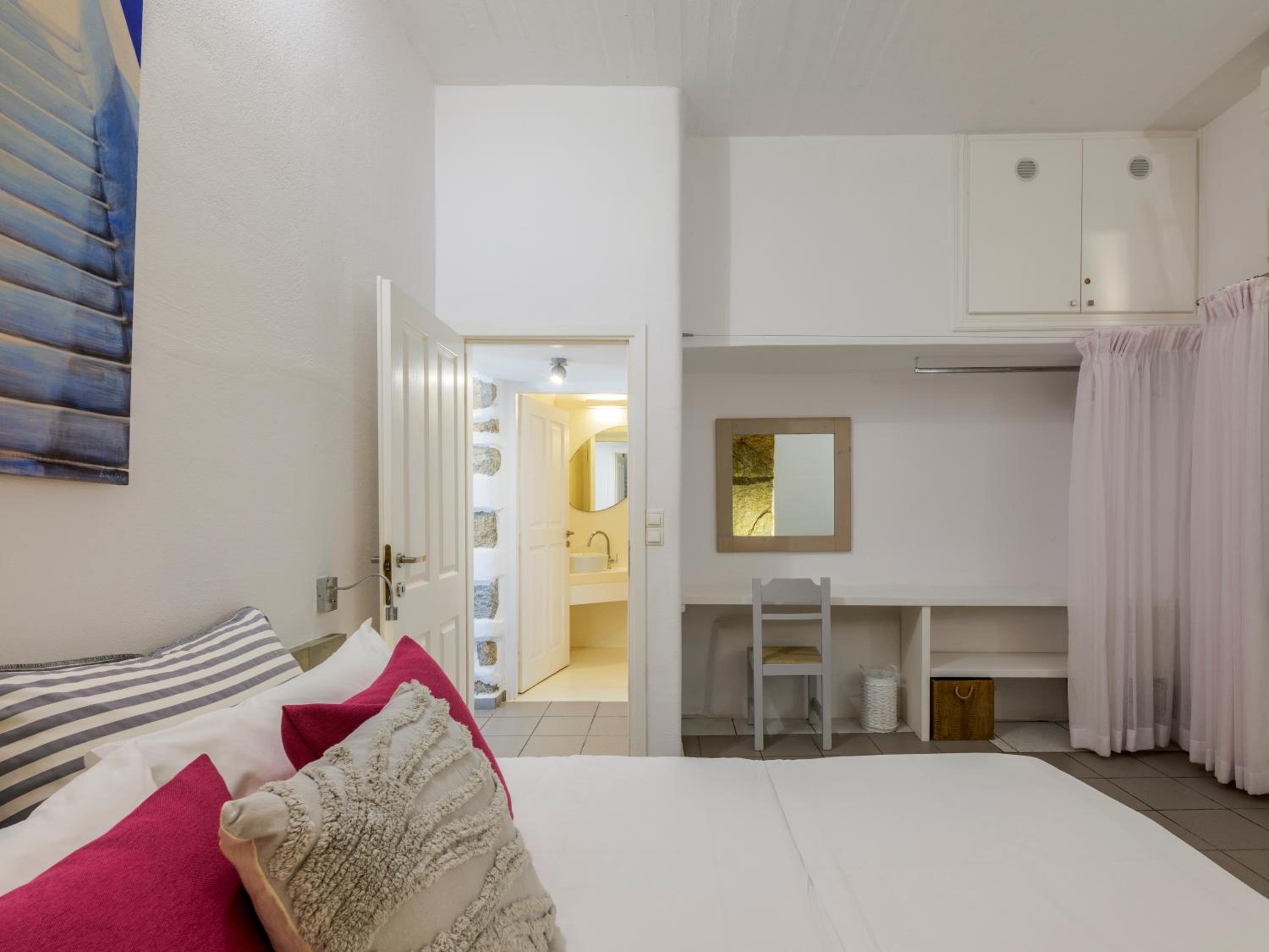 Two-Bedroom Apartment - Photo 14
