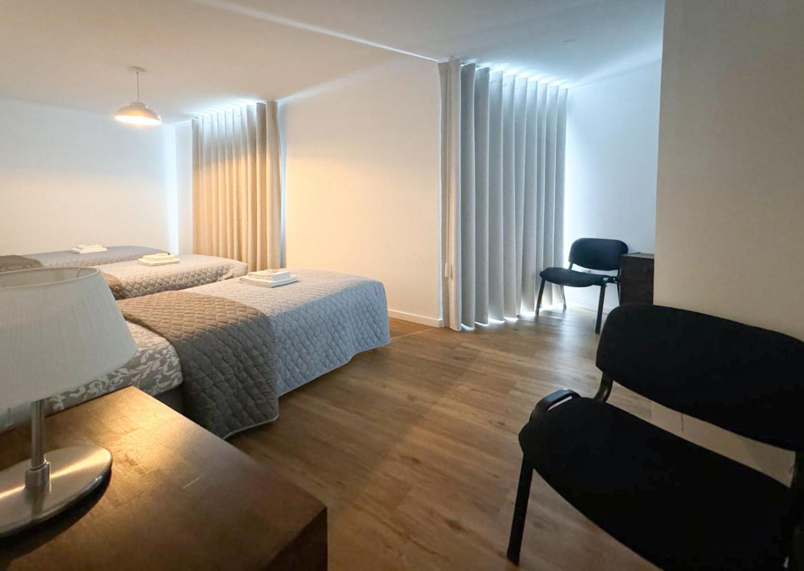Three-Bedroom Apartment - Photo 4