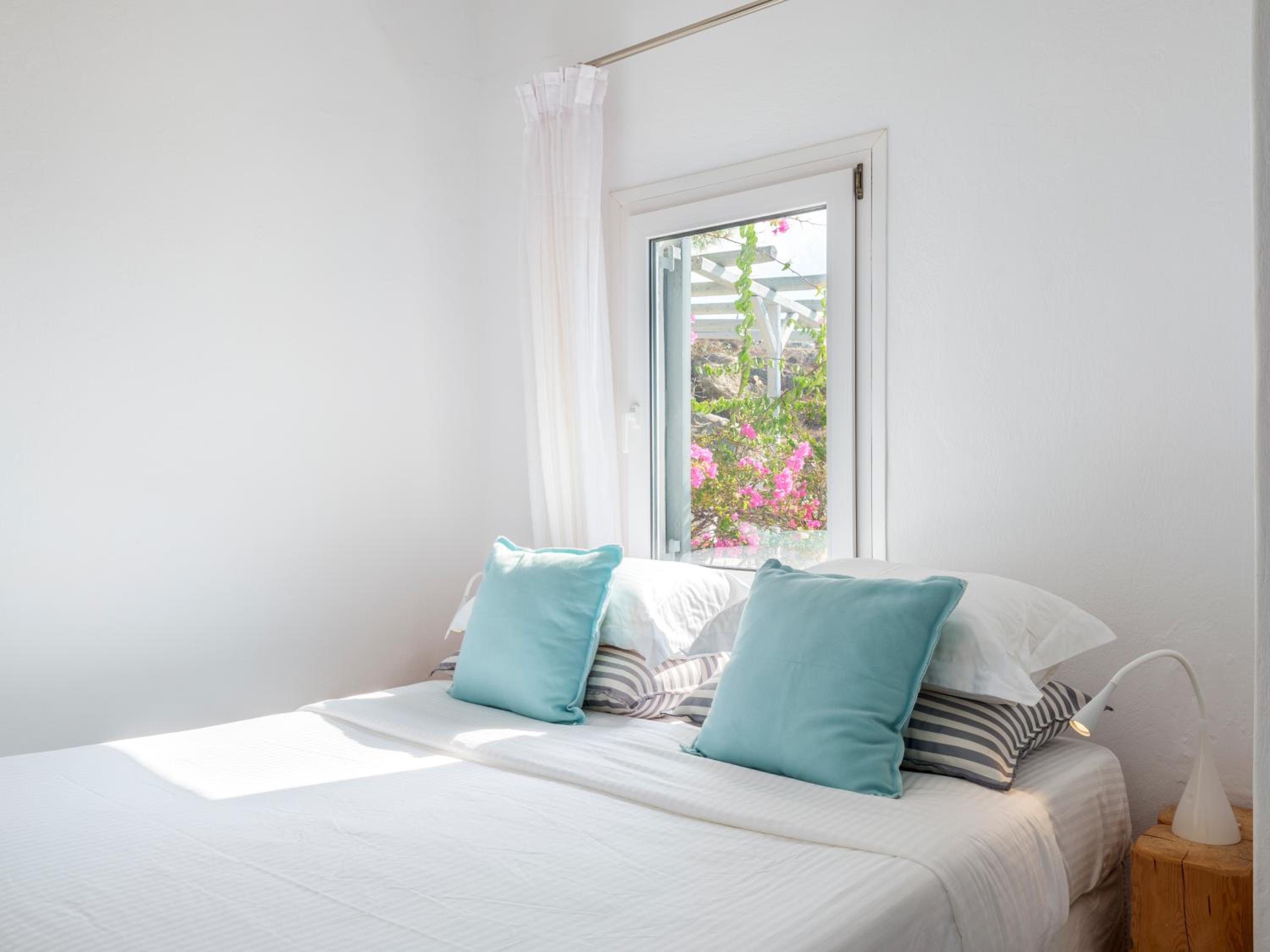 Three-Bedroom Apartment - Photo 6