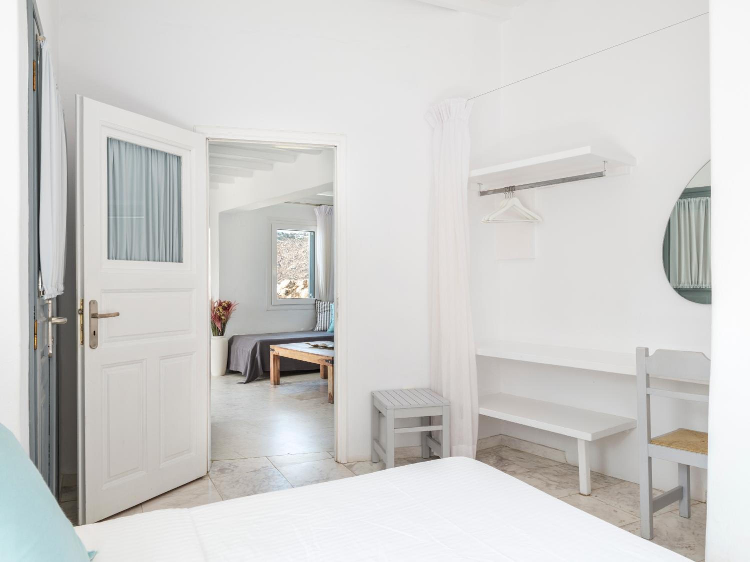Three-Bedroom Apartment - Photo 15