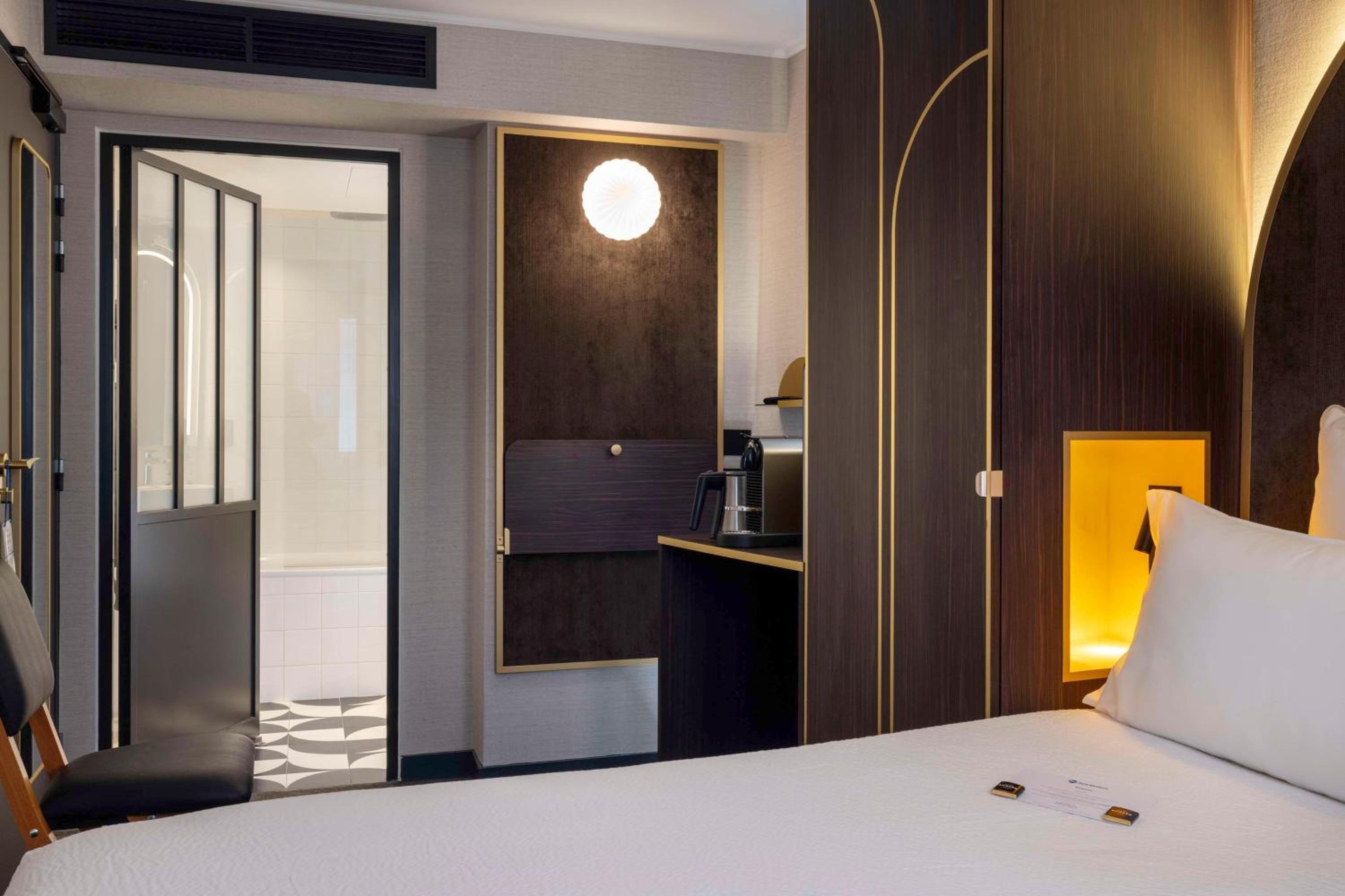 Superior Twin Room - Non-Smoking photo 1