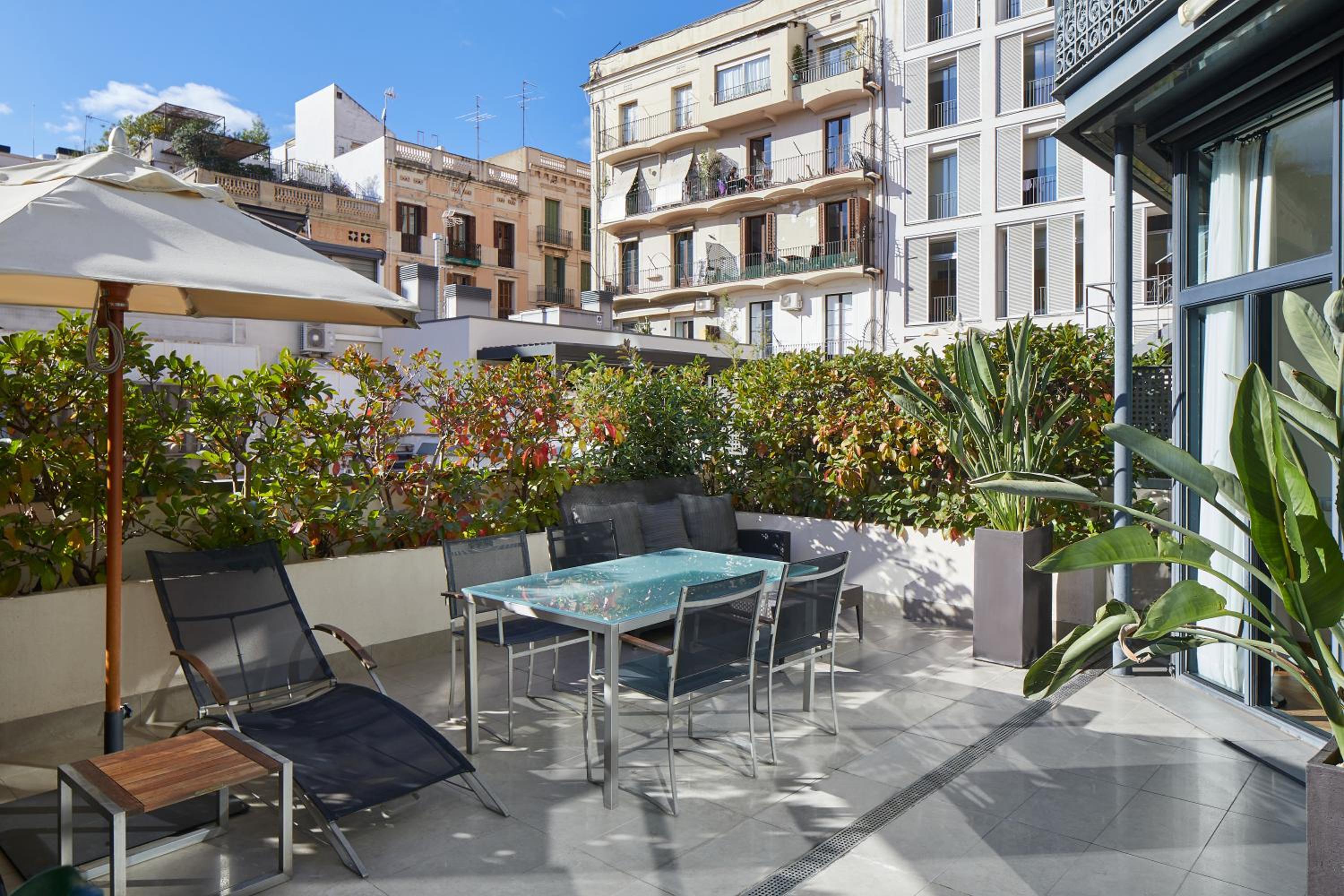 Apartment with Terrace - Annex