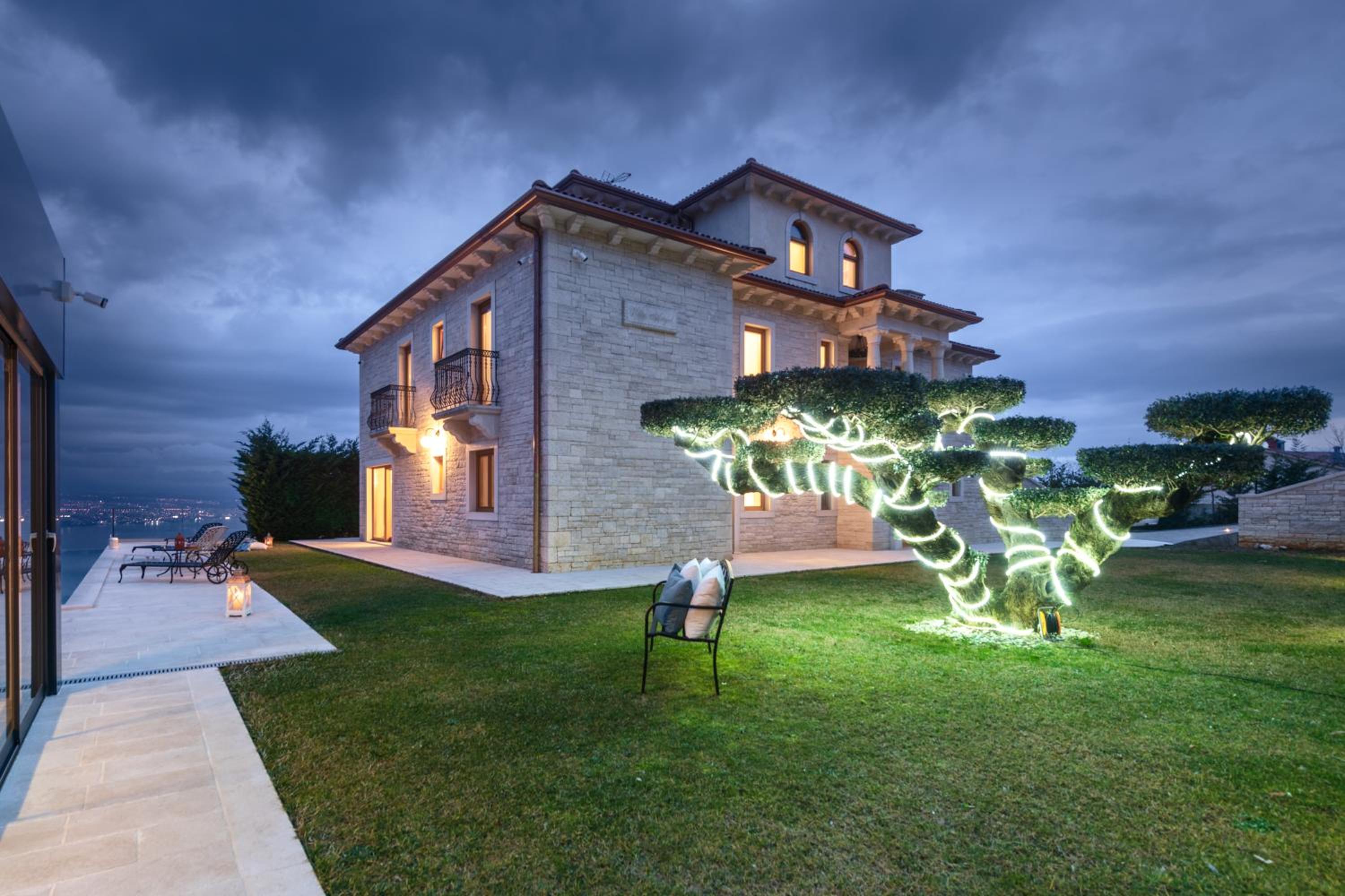 Deluxe Villa photo 3