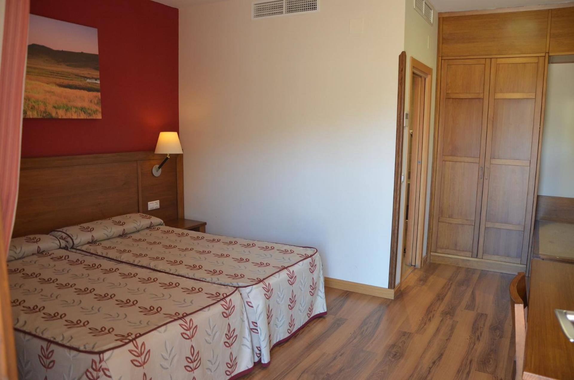 Triple Room - Photo 1