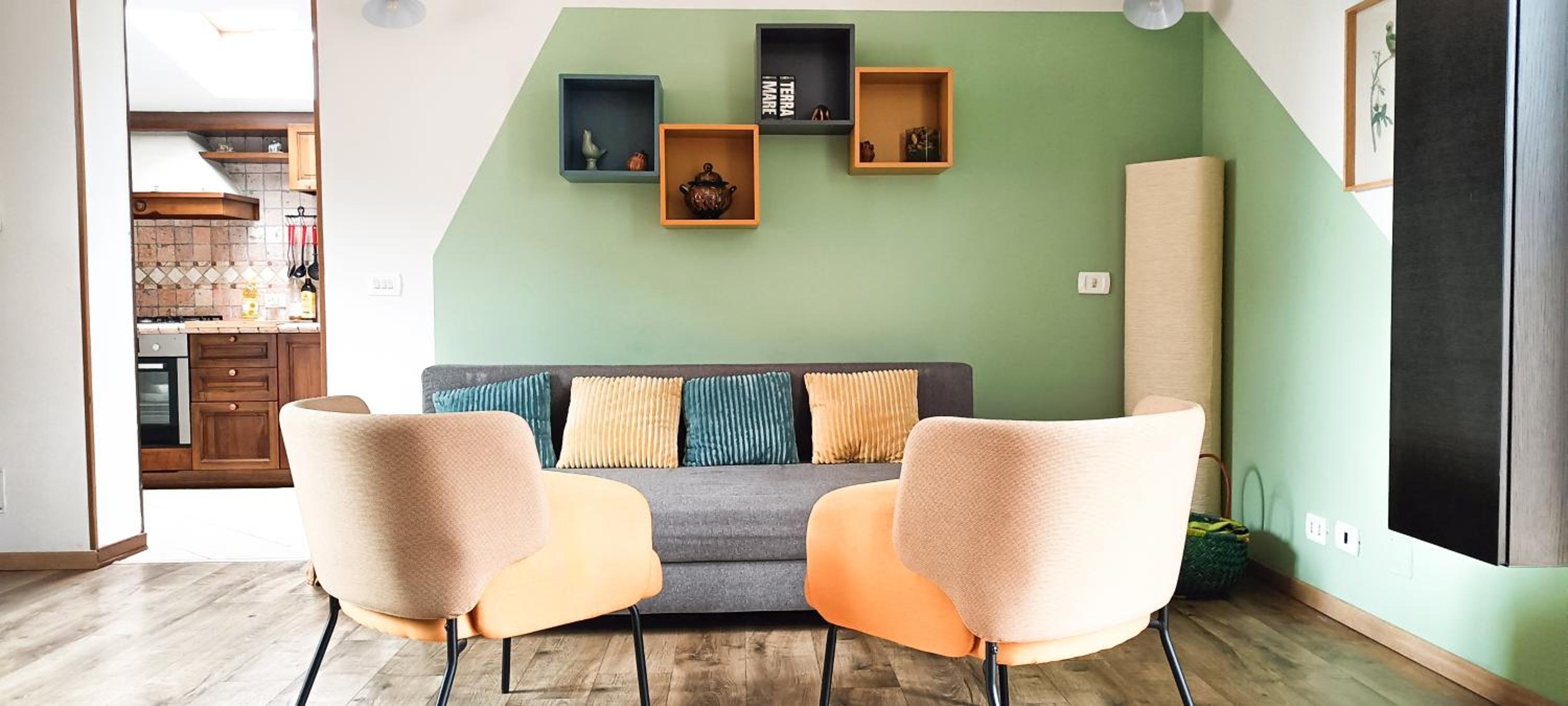 One-Bedroom Apartment with Park View
