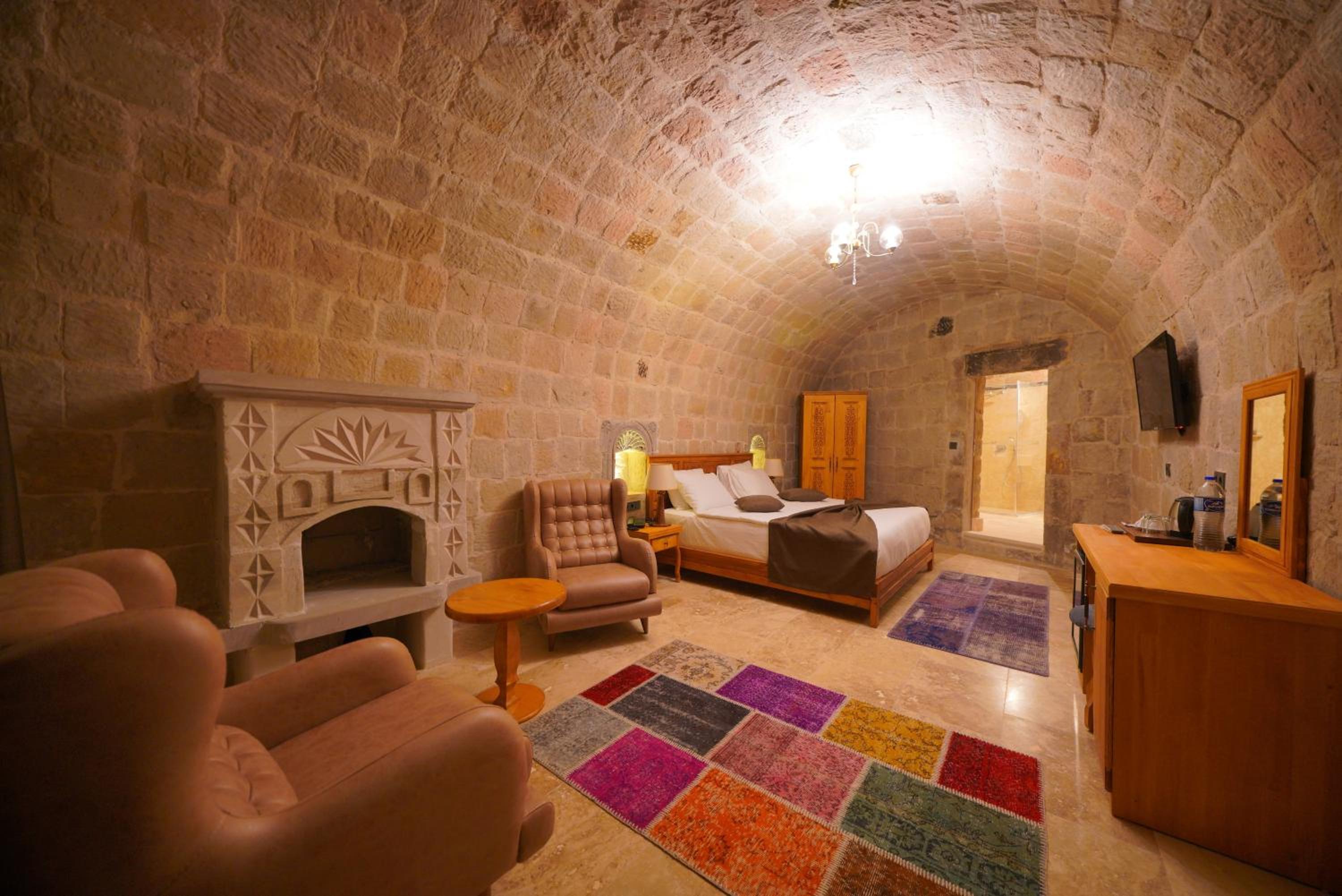 Deluxe Room - Photo 2
