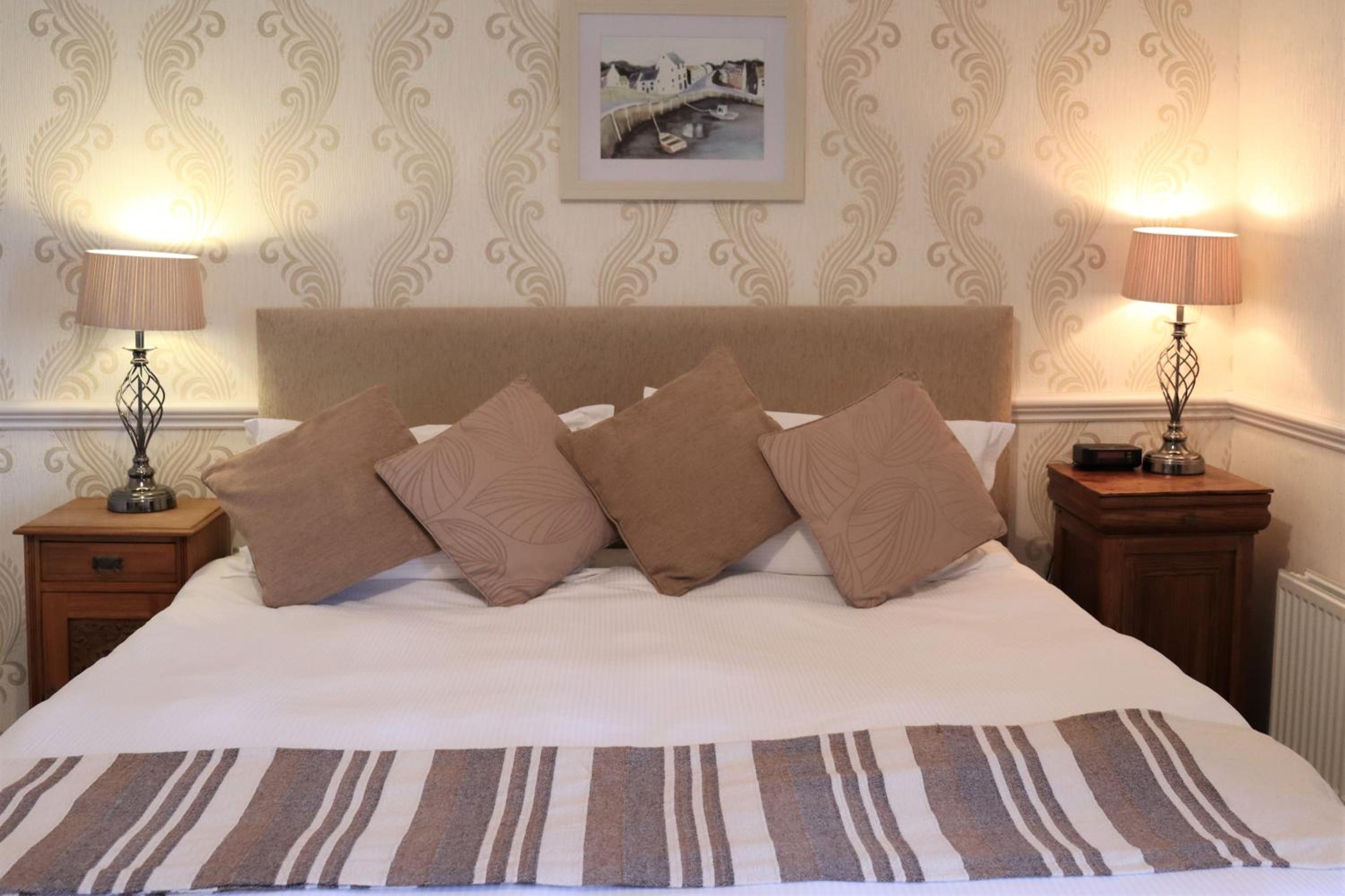 Double or Twin Room with Garden View - Photo 8