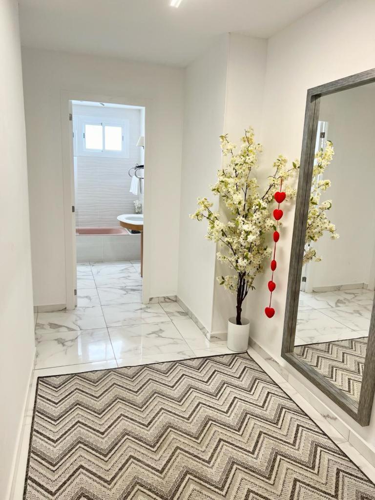 Two-Bedroom Apartment - Photo 18