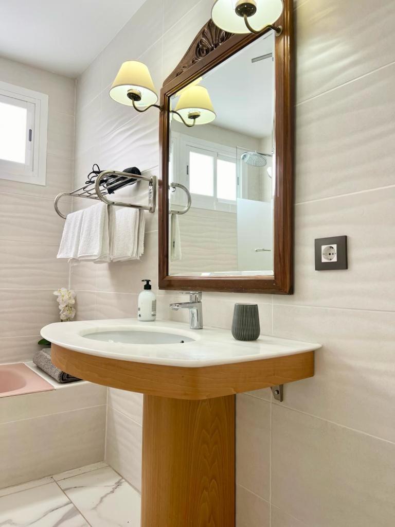 Two-Bedroom Apartment - Photo 19