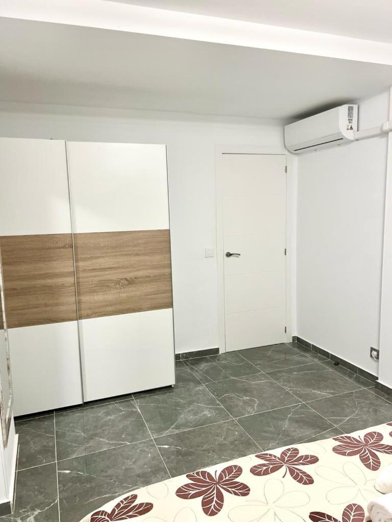 Two-Bedroom Apartment - Photo 27